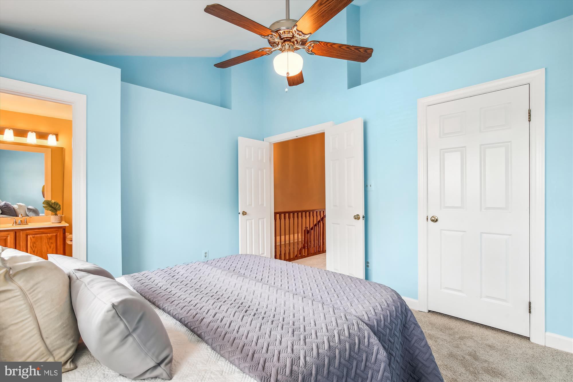 LINCOLNIA MEWS - Residential