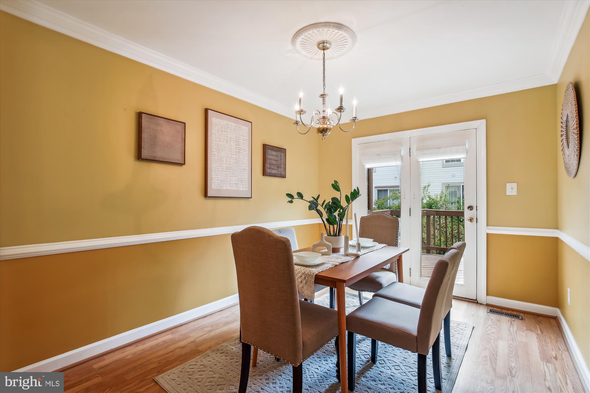 LINCOLNIA MEWS - Residential