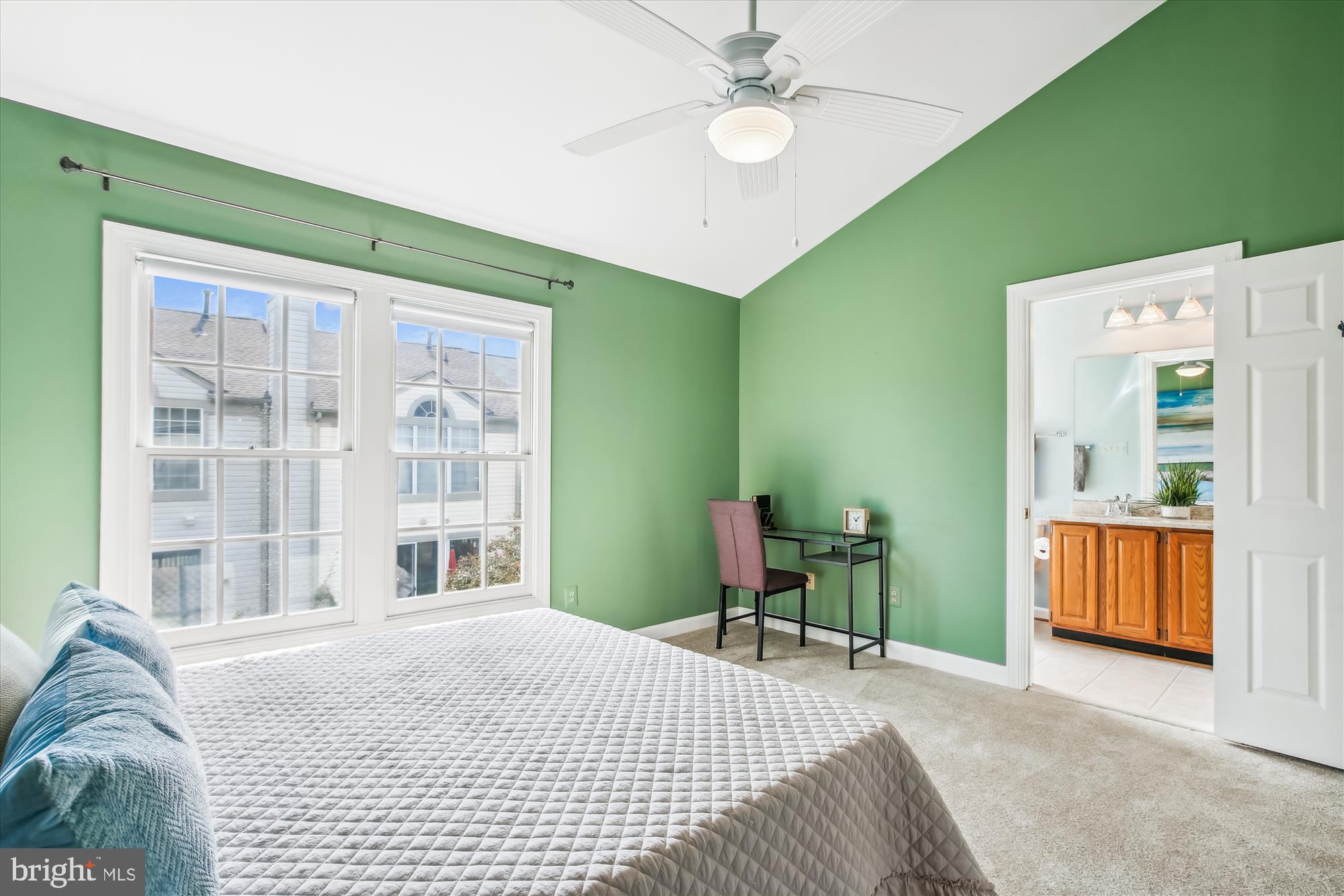 LINCOLNIA MEWS - Residential