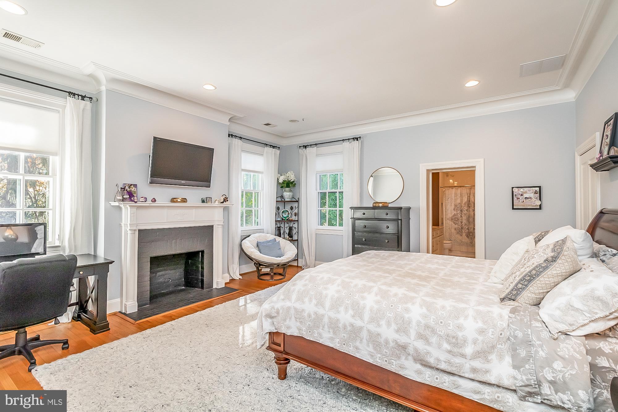 RUXTON - Residential