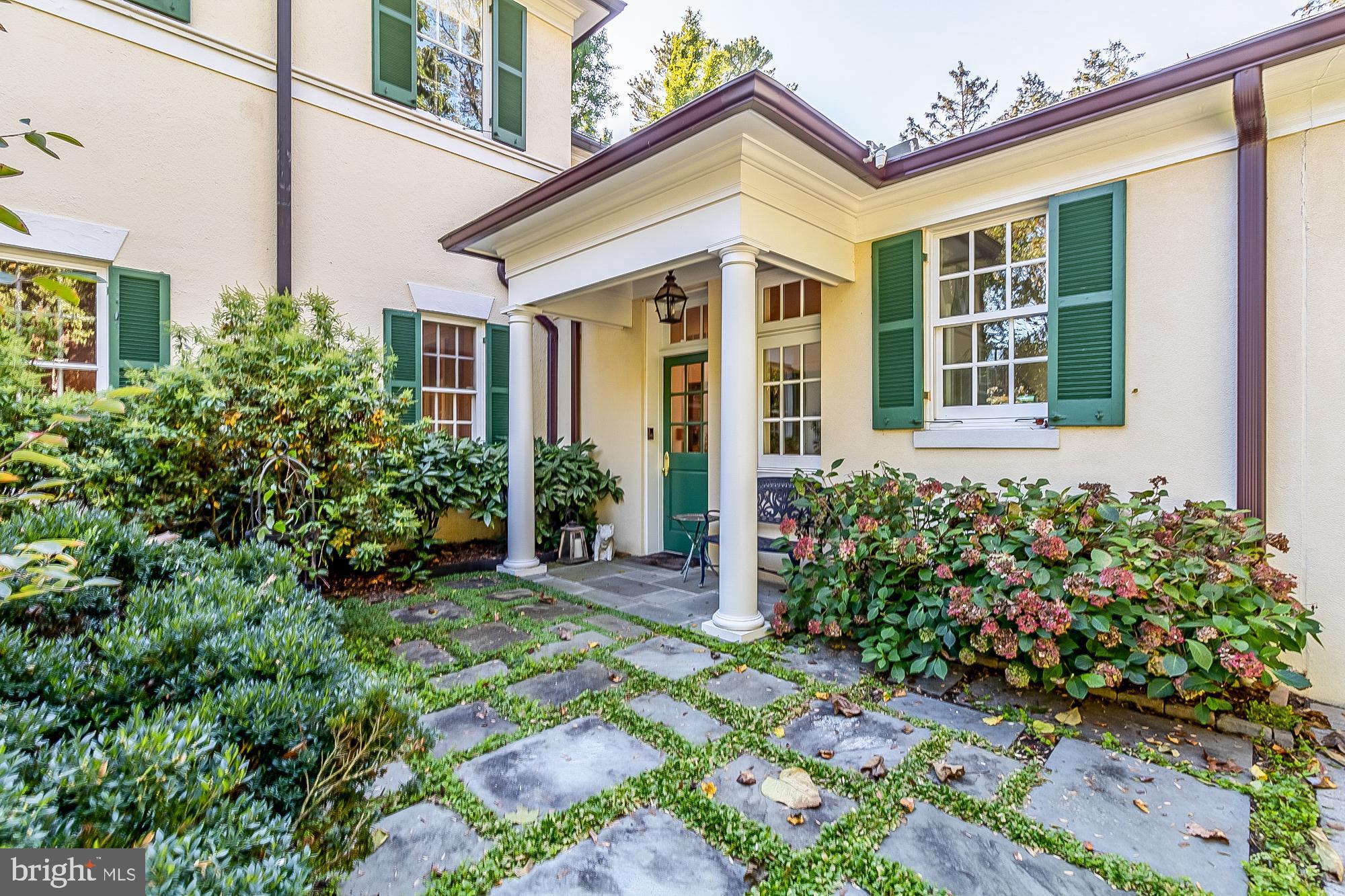 RUXTON - Residential