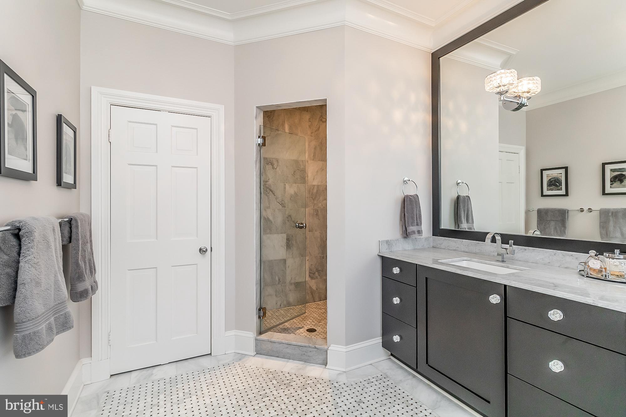 RUXTON - Residential