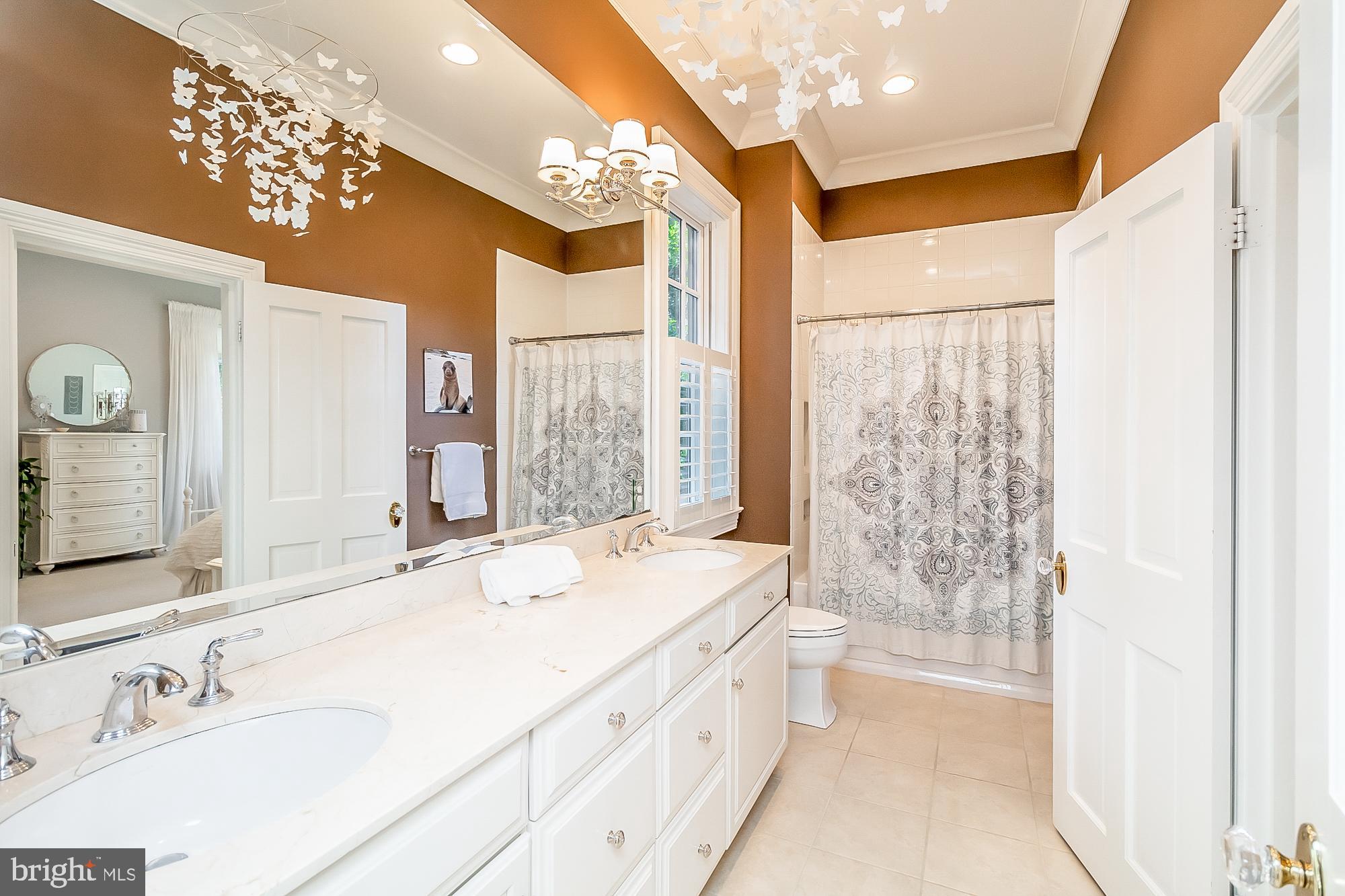 RUXTON - Residential