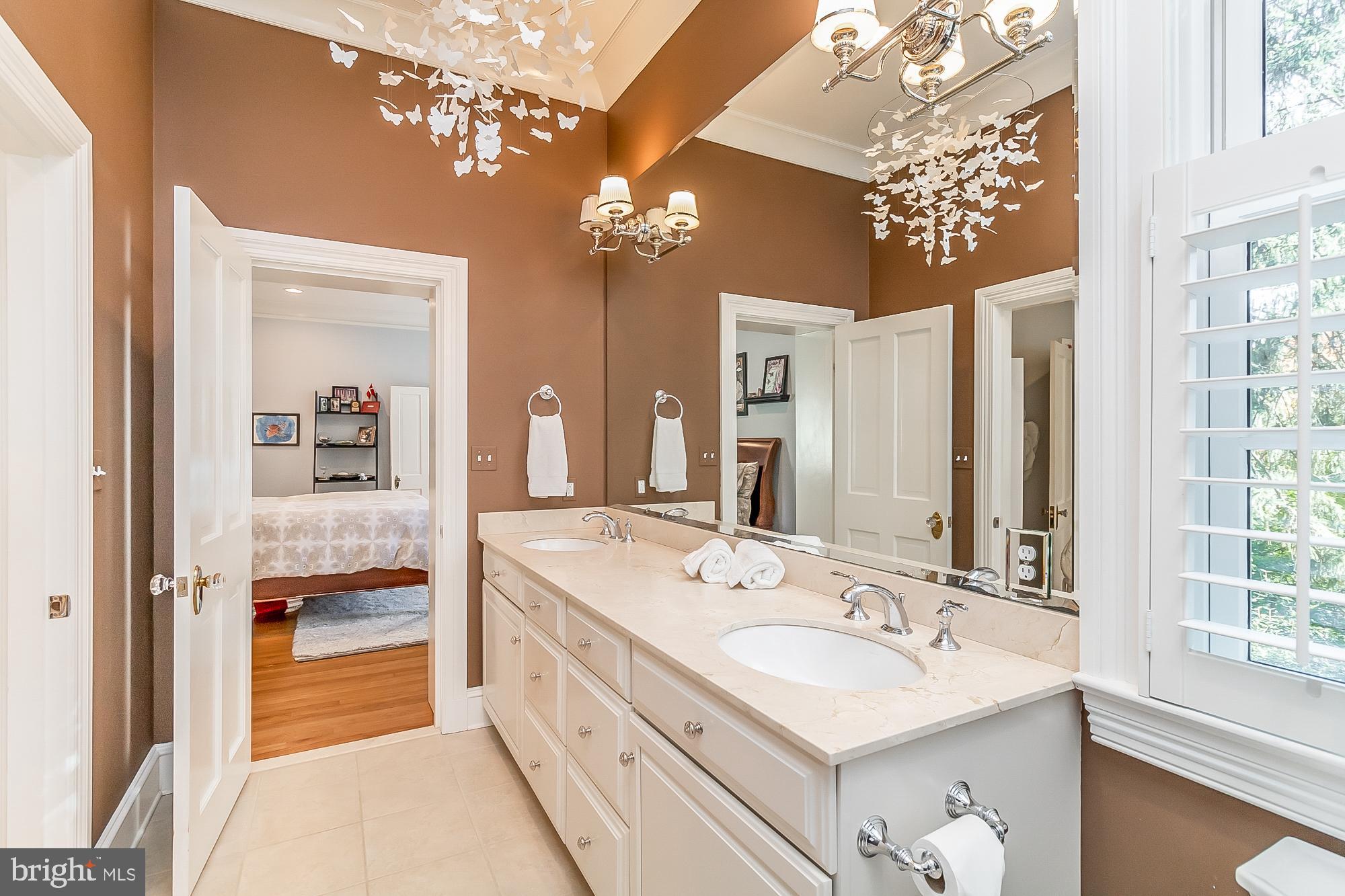 RUXTON - Residential