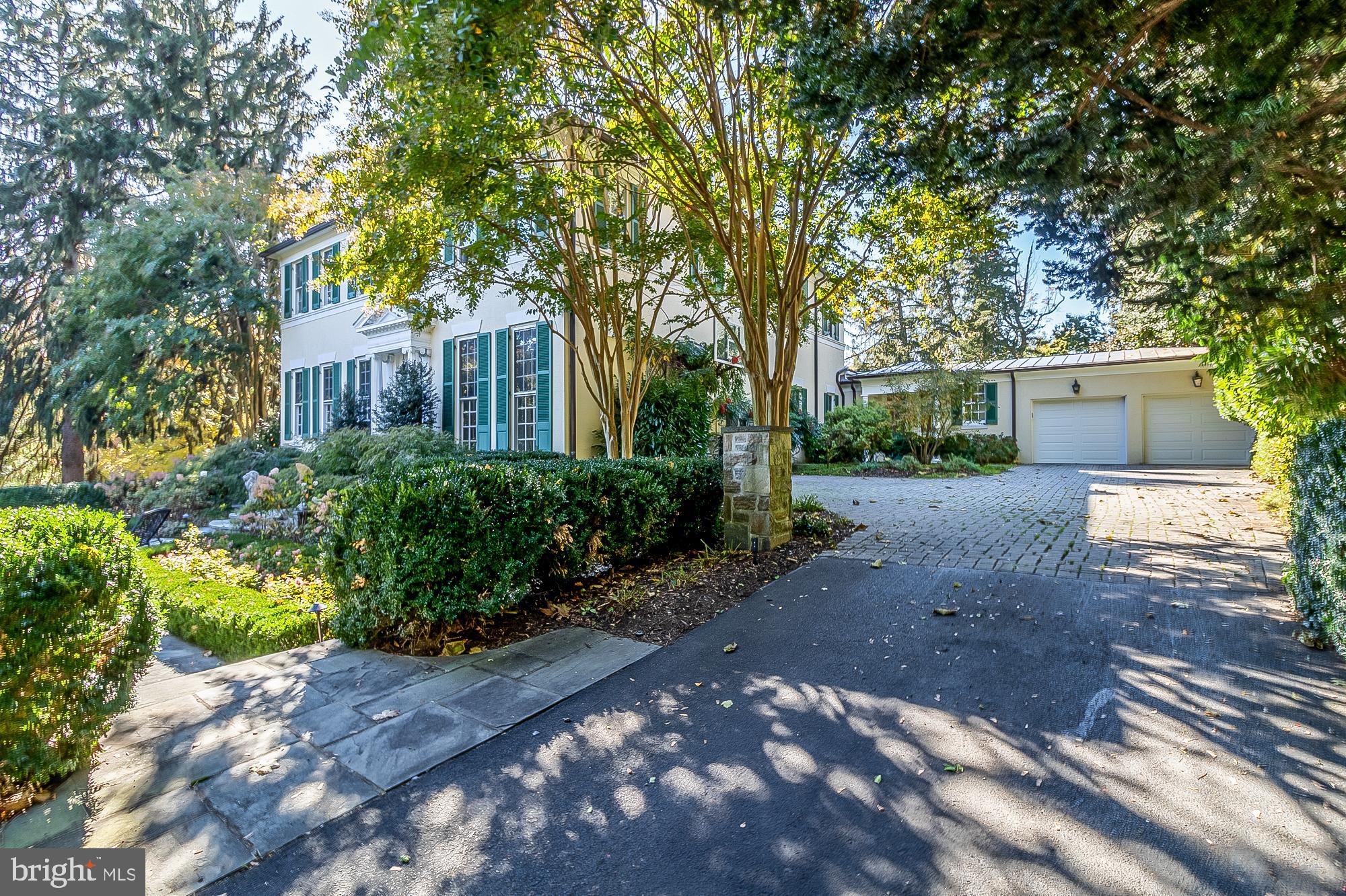 RUXTON - Residential