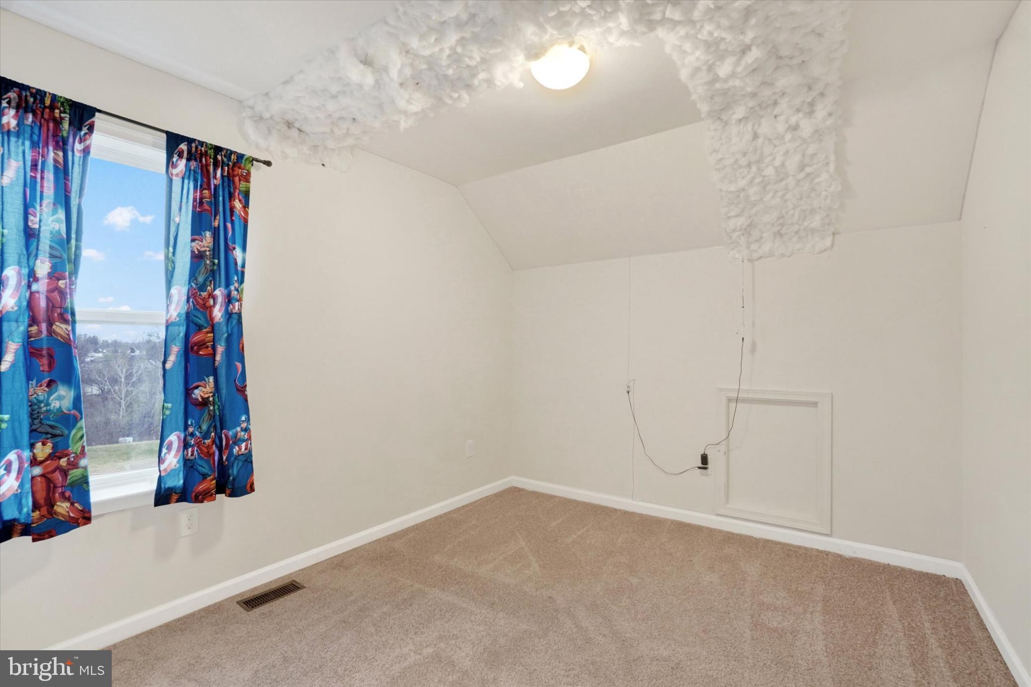 ROLLING MEADOWS - Residential