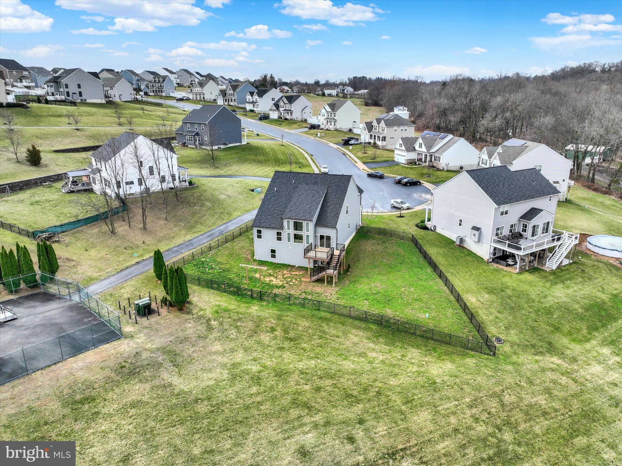 ROLLING MEADOWS - Residential