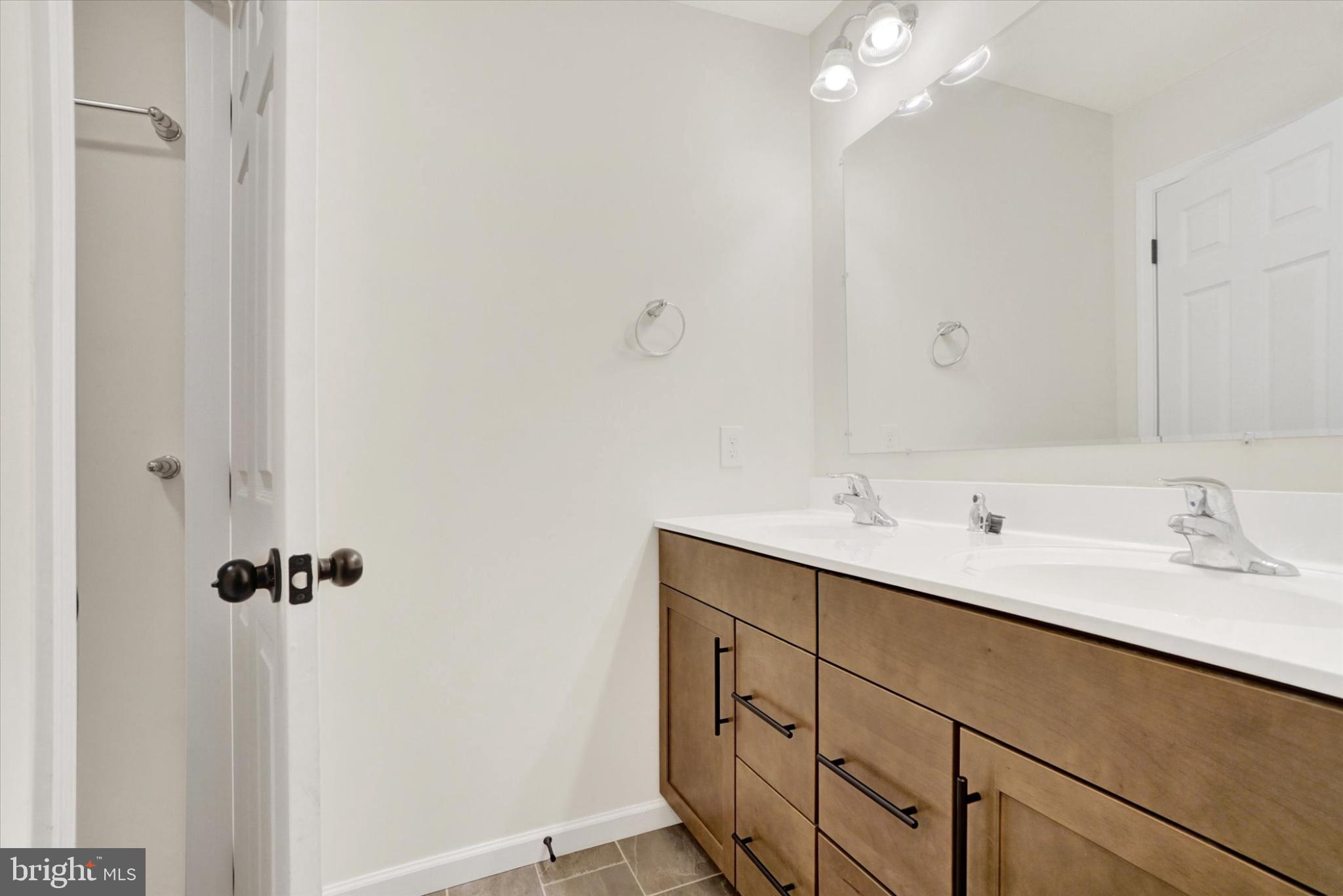 ROLLING MEADOWS - Residential