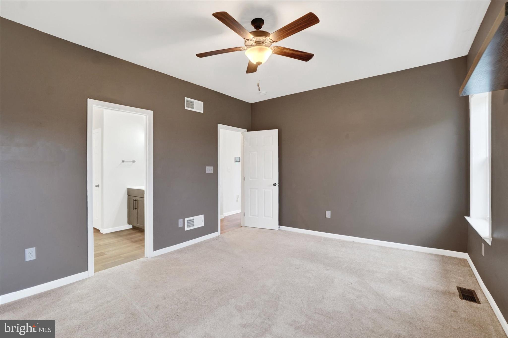 ROLLING MEADOWS - Residential