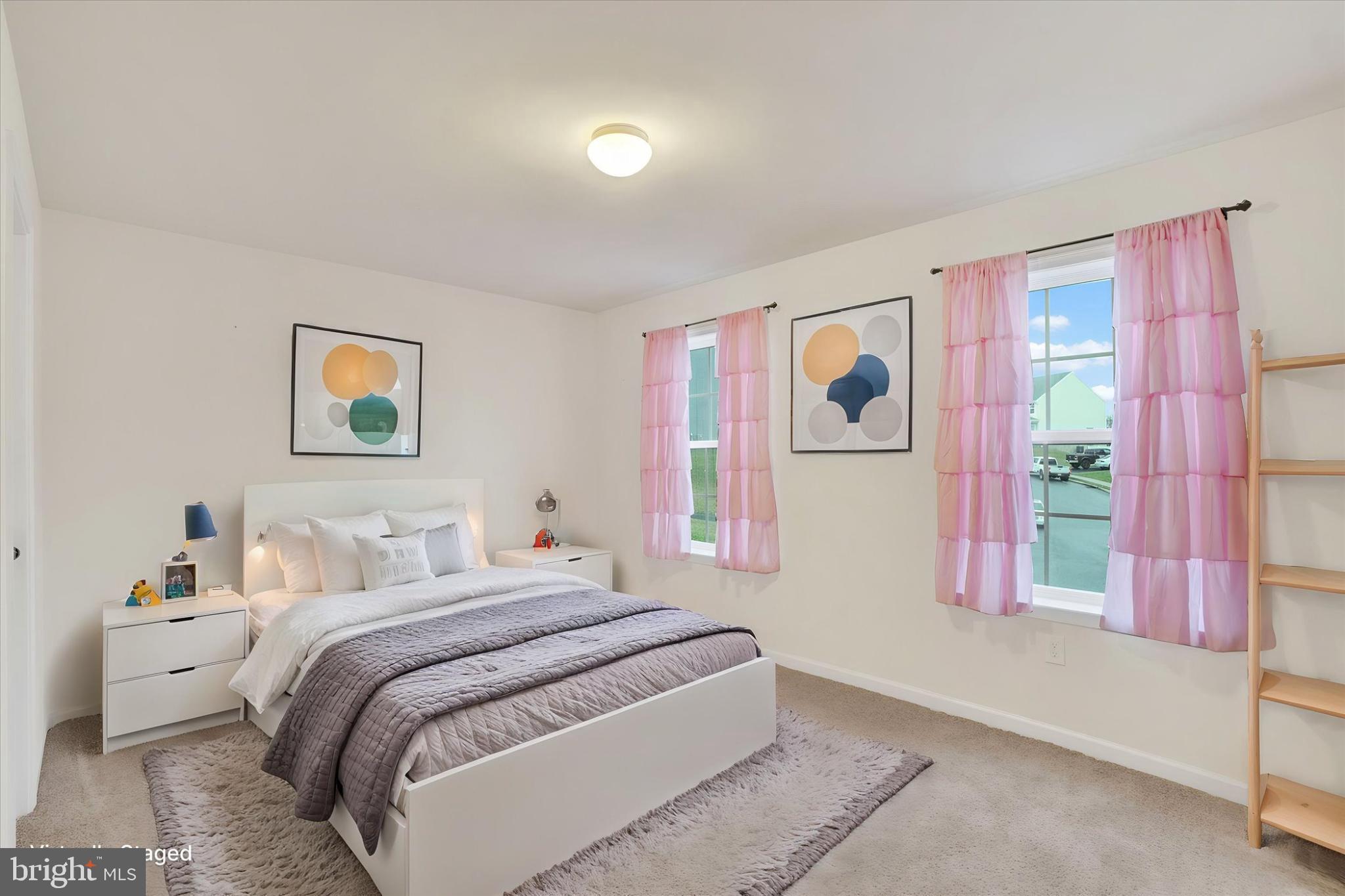 ROLLING MEADOWS - Residential