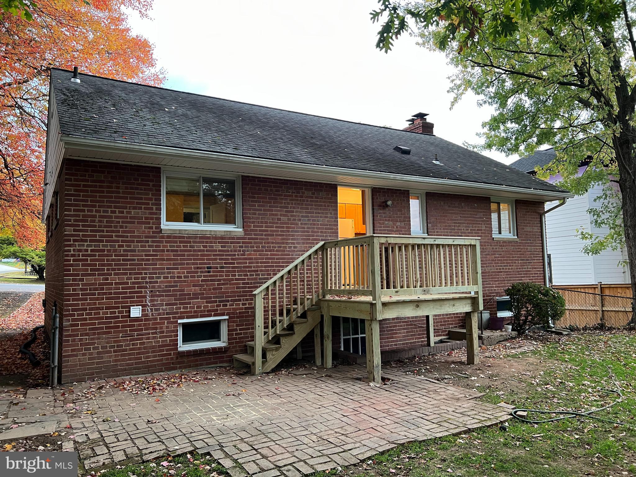 STONELEIGH - Residential Lease