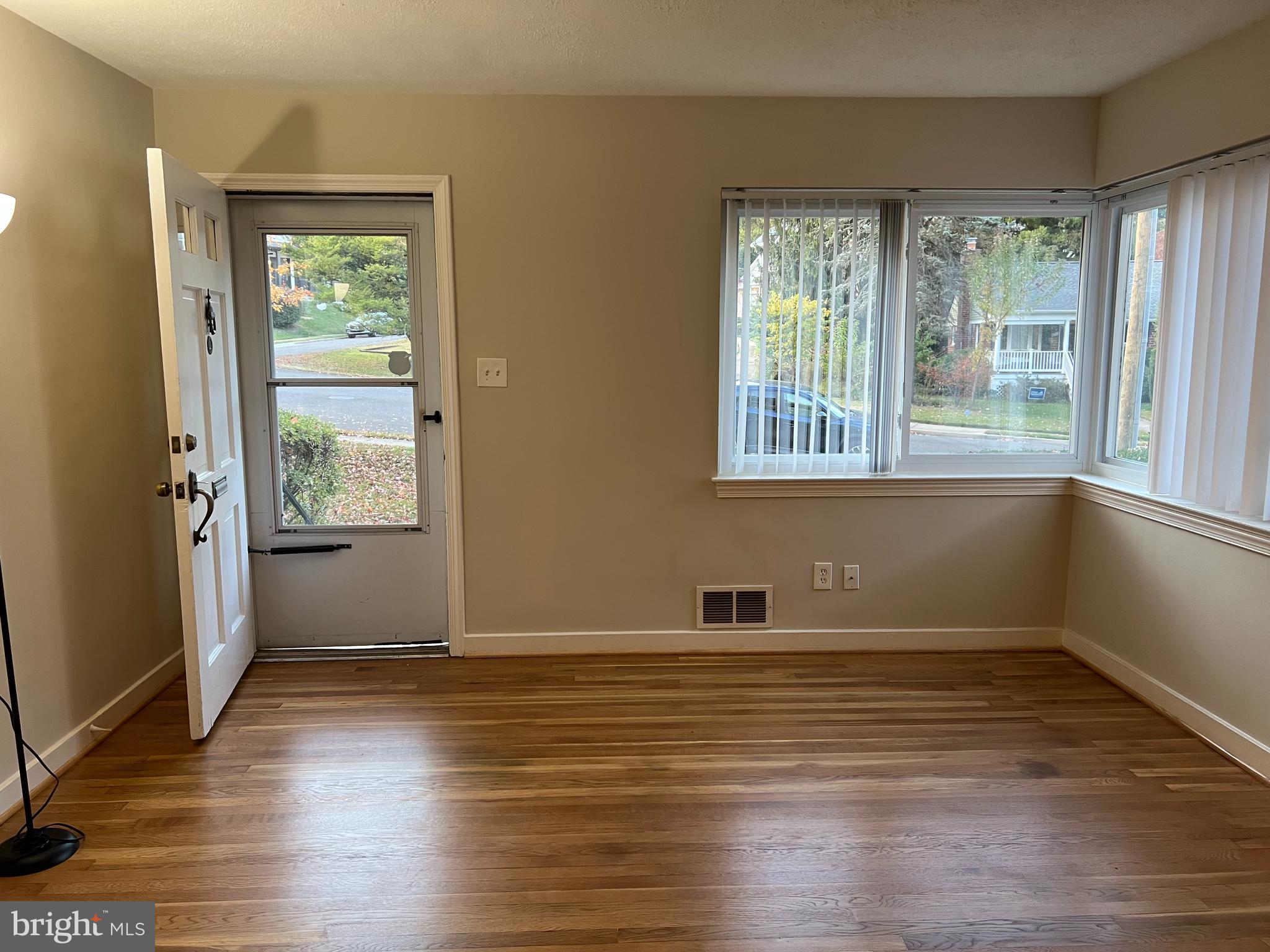 STONELEIGH - Residential Lease