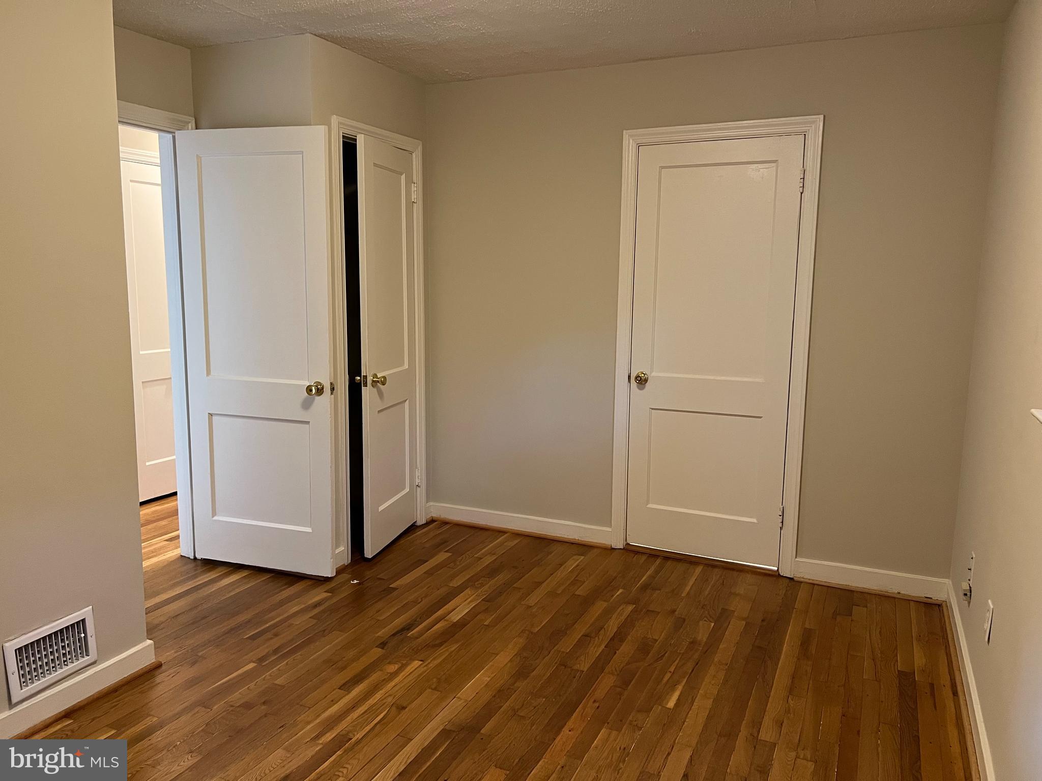 STONELEIGH - Residential Lease