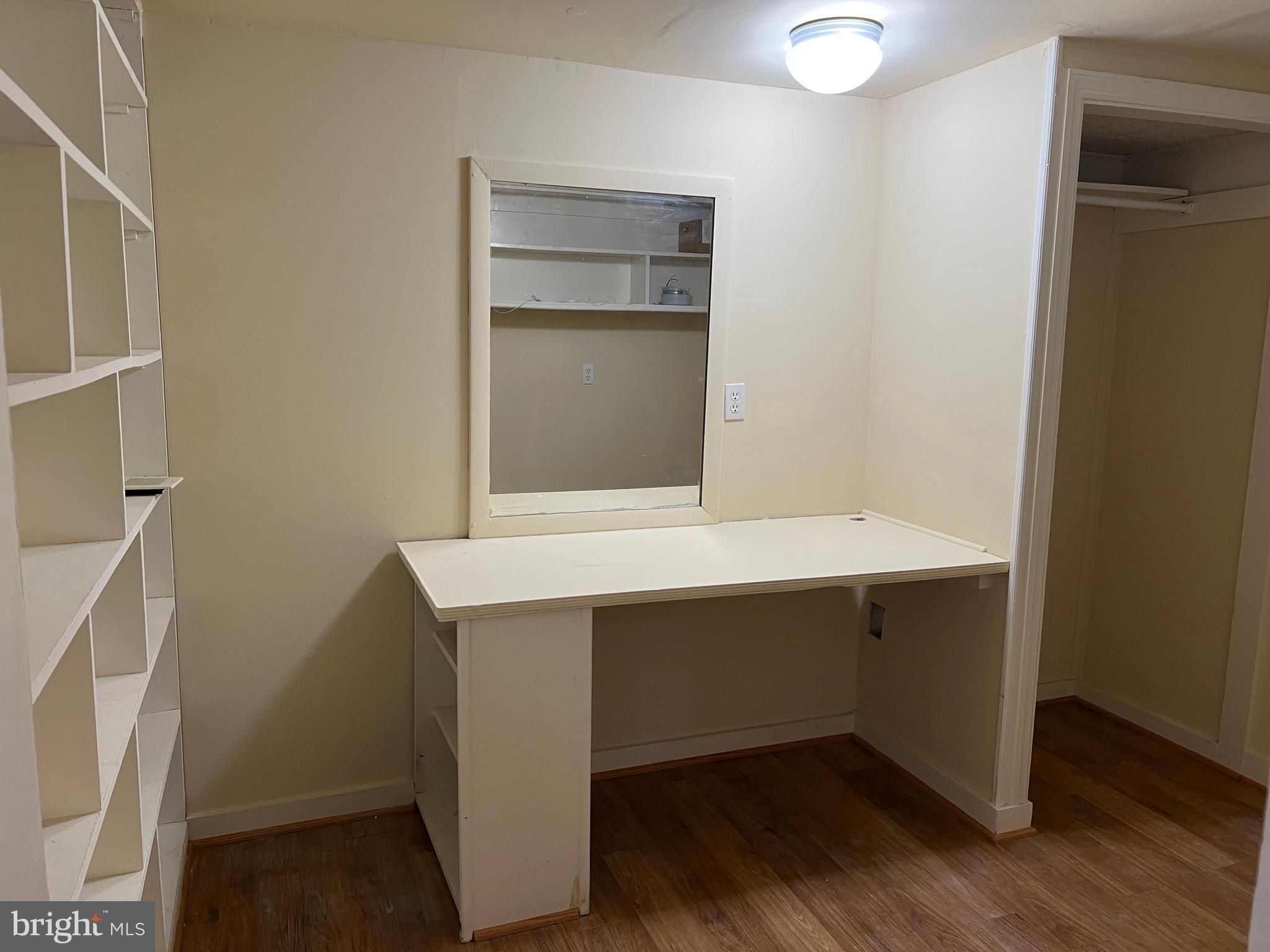 STONELEIGH - Residential Lease