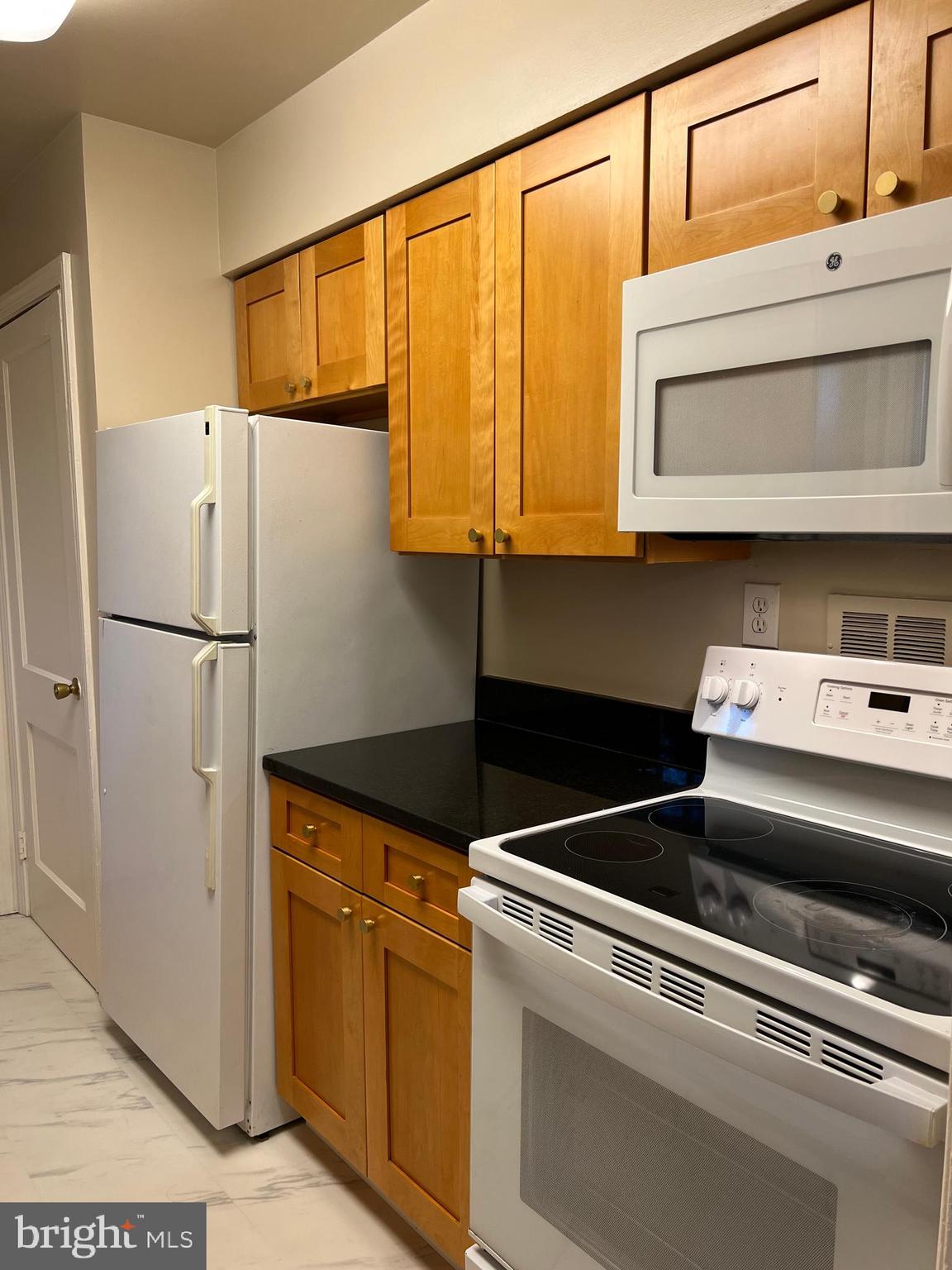 STONELEIGH - Residential Lease