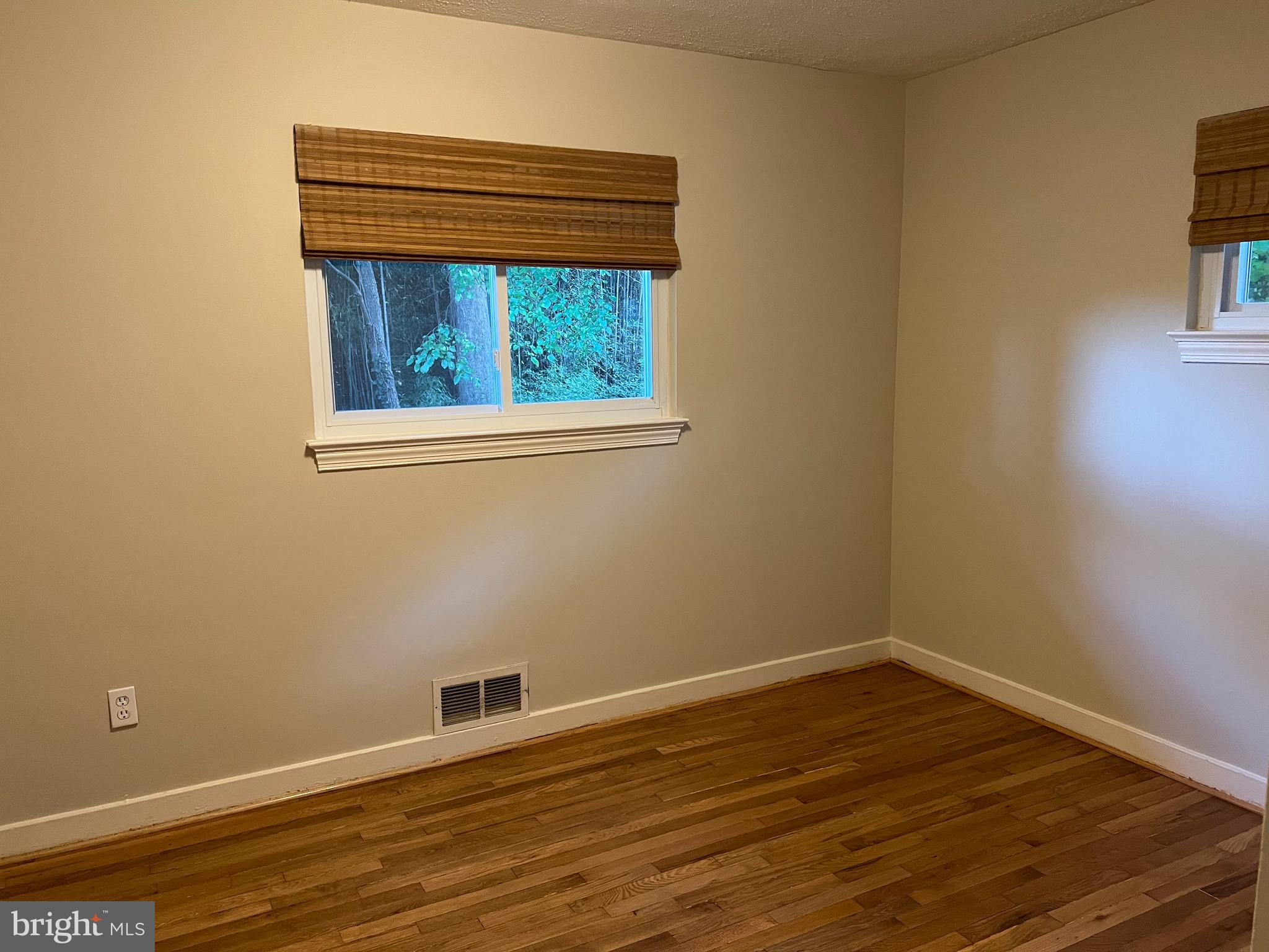 STONELEIGH - Residential Lease