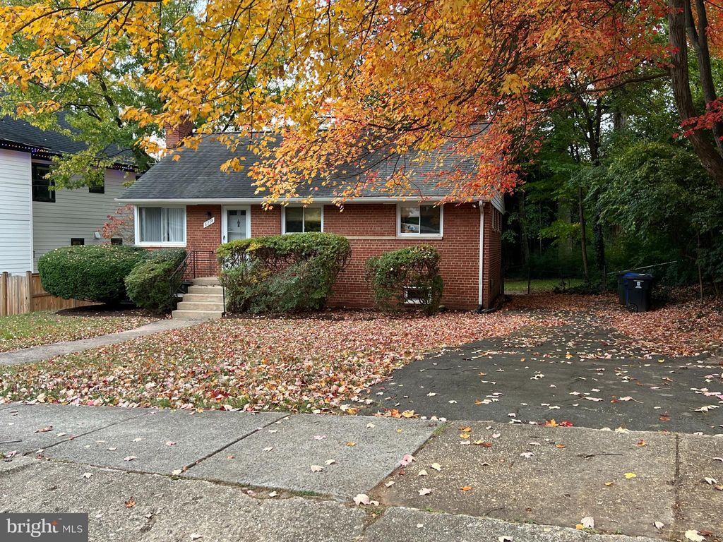 Photo of 6218 35th Street N, ARLINGTON, VA 22213 (MLS # VAAR2064998)