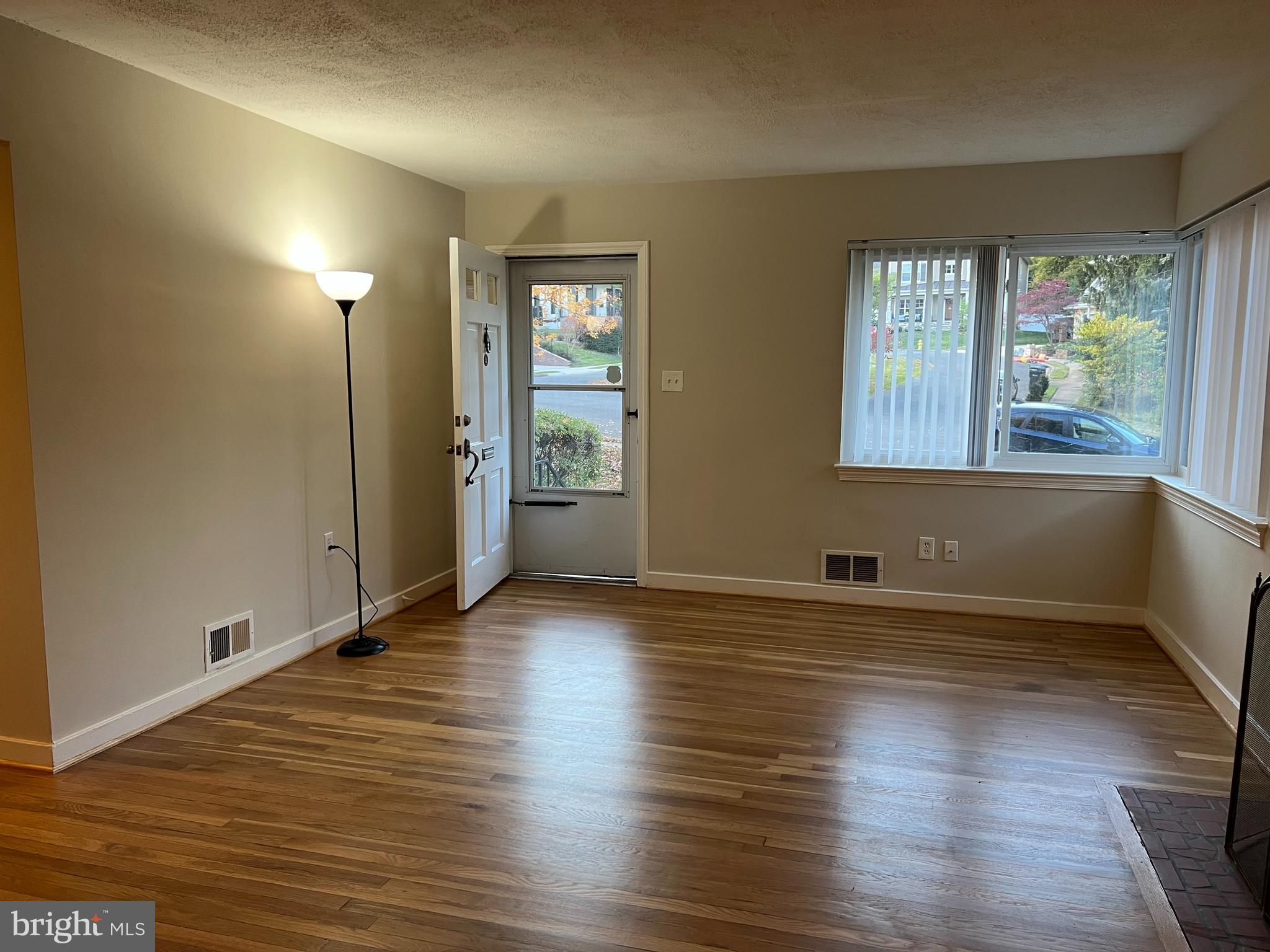 STONELEIGH - Residential Lease