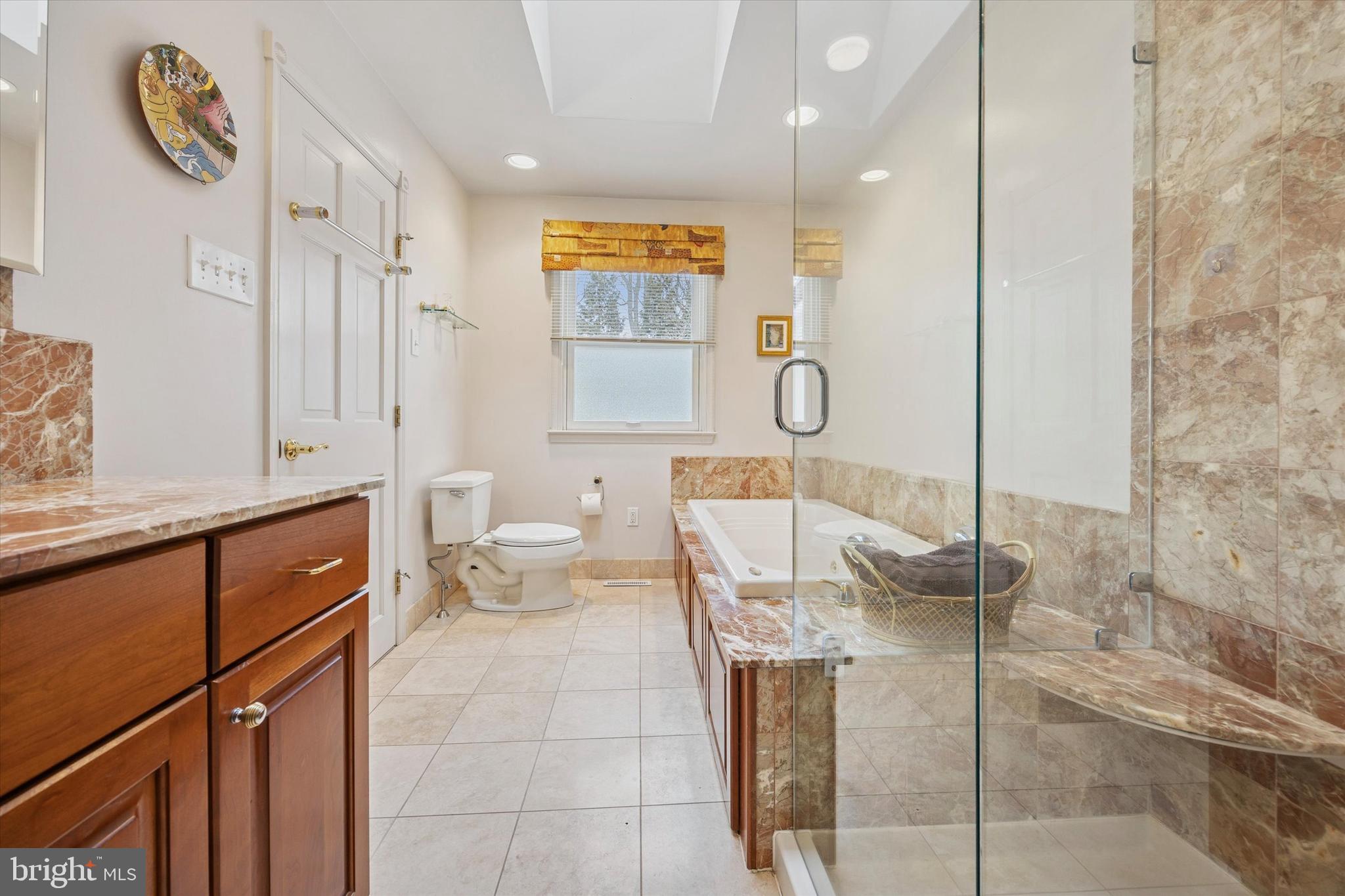 WYNNEWOOD - Residential