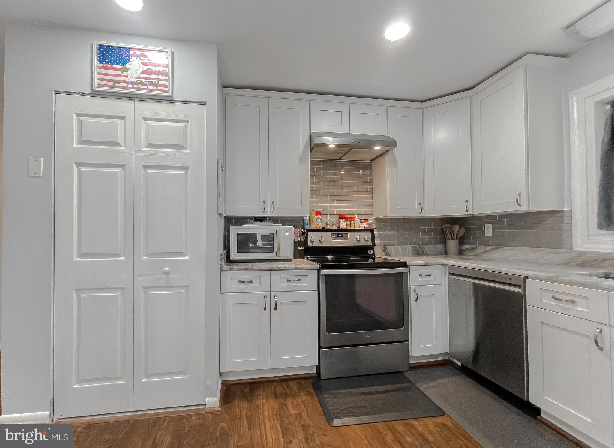 DRUM POINT - Residential