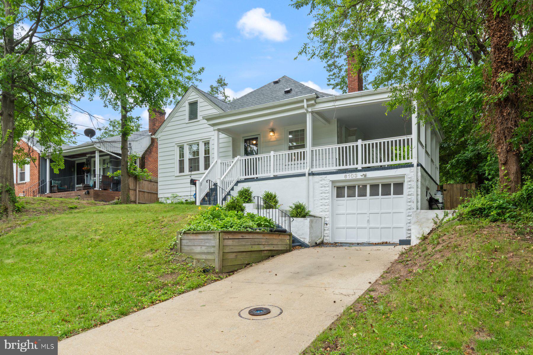 6103 MONTROSE
