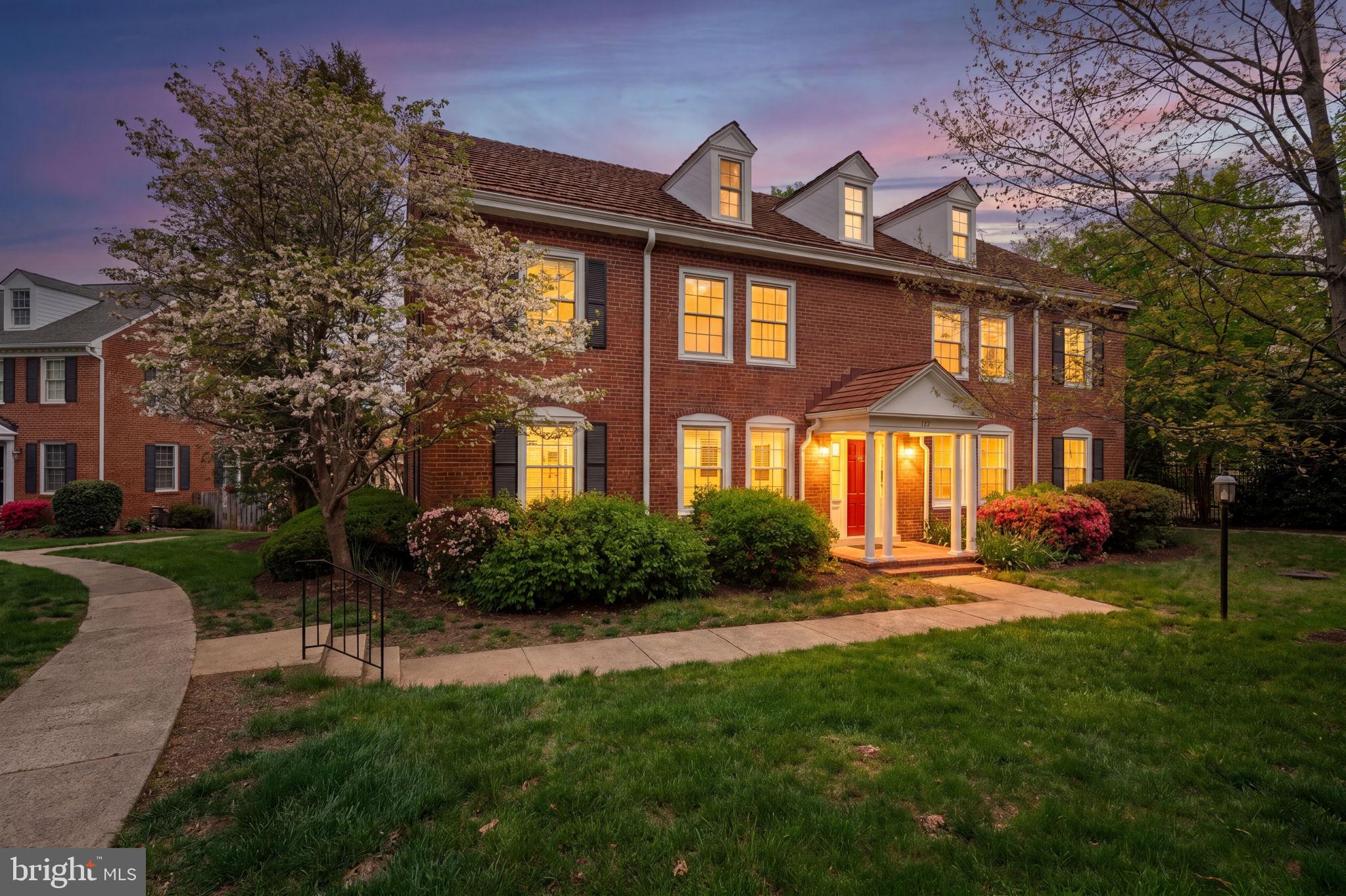 FAIRLINGTON GREEN - Residential