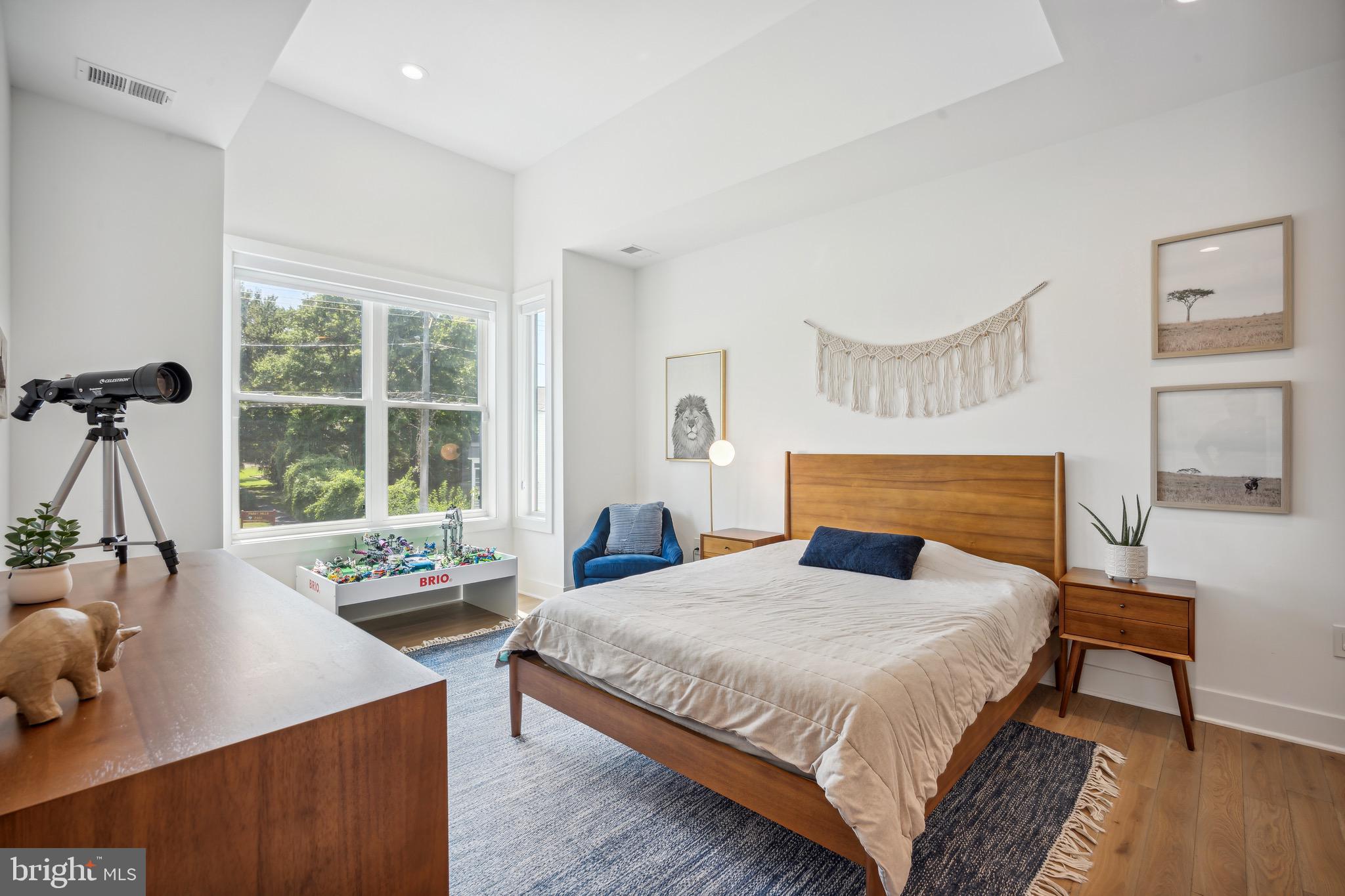 PIMMIT HILLS - Residential