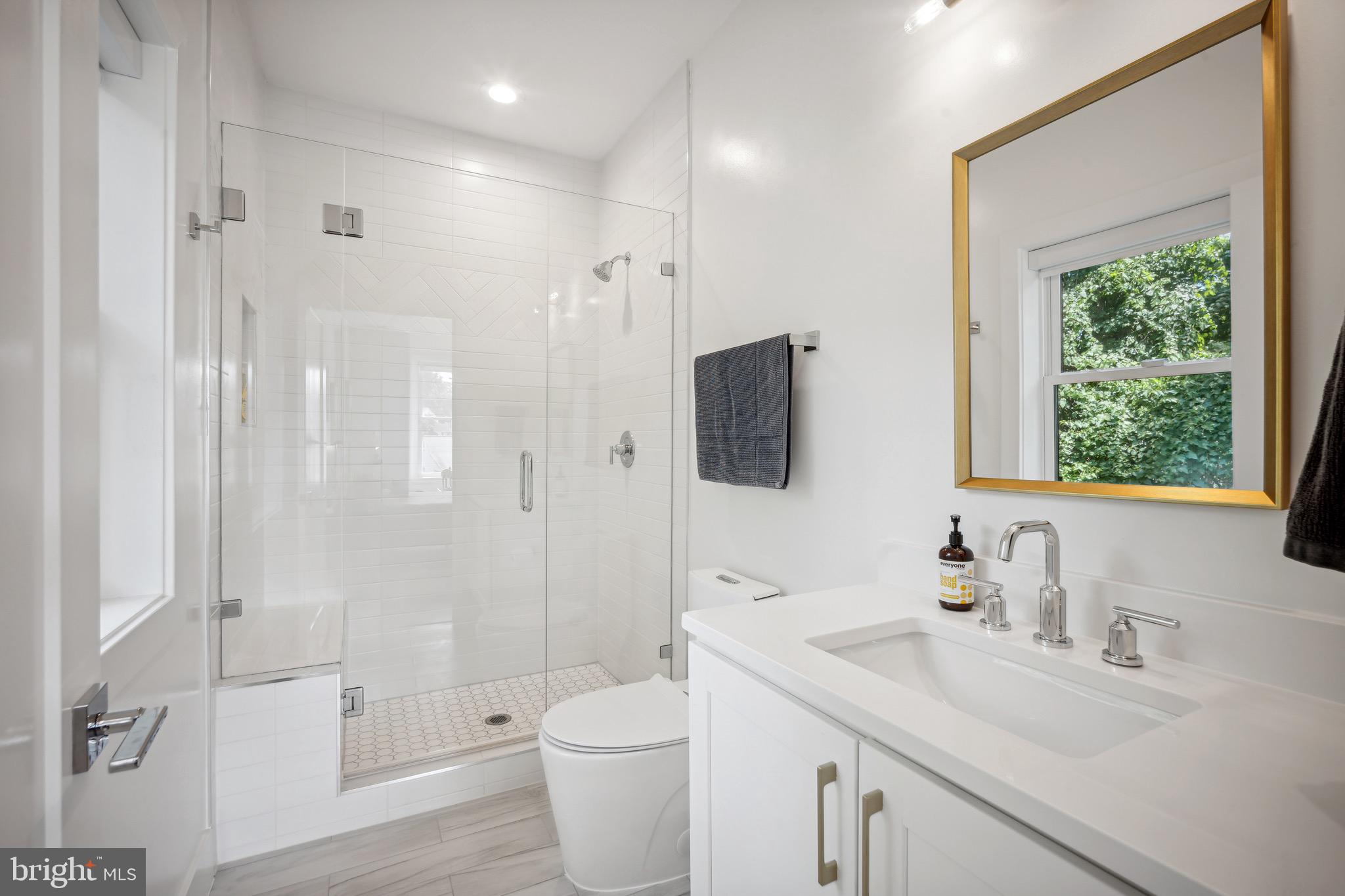 PIMMIT HILLS - Residential