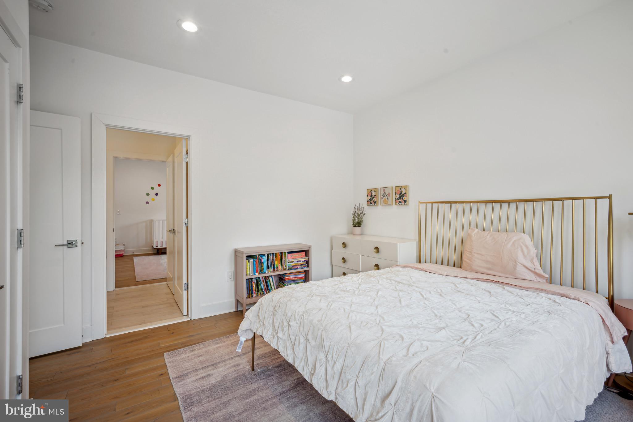 PIMMIT HILLS - Residential