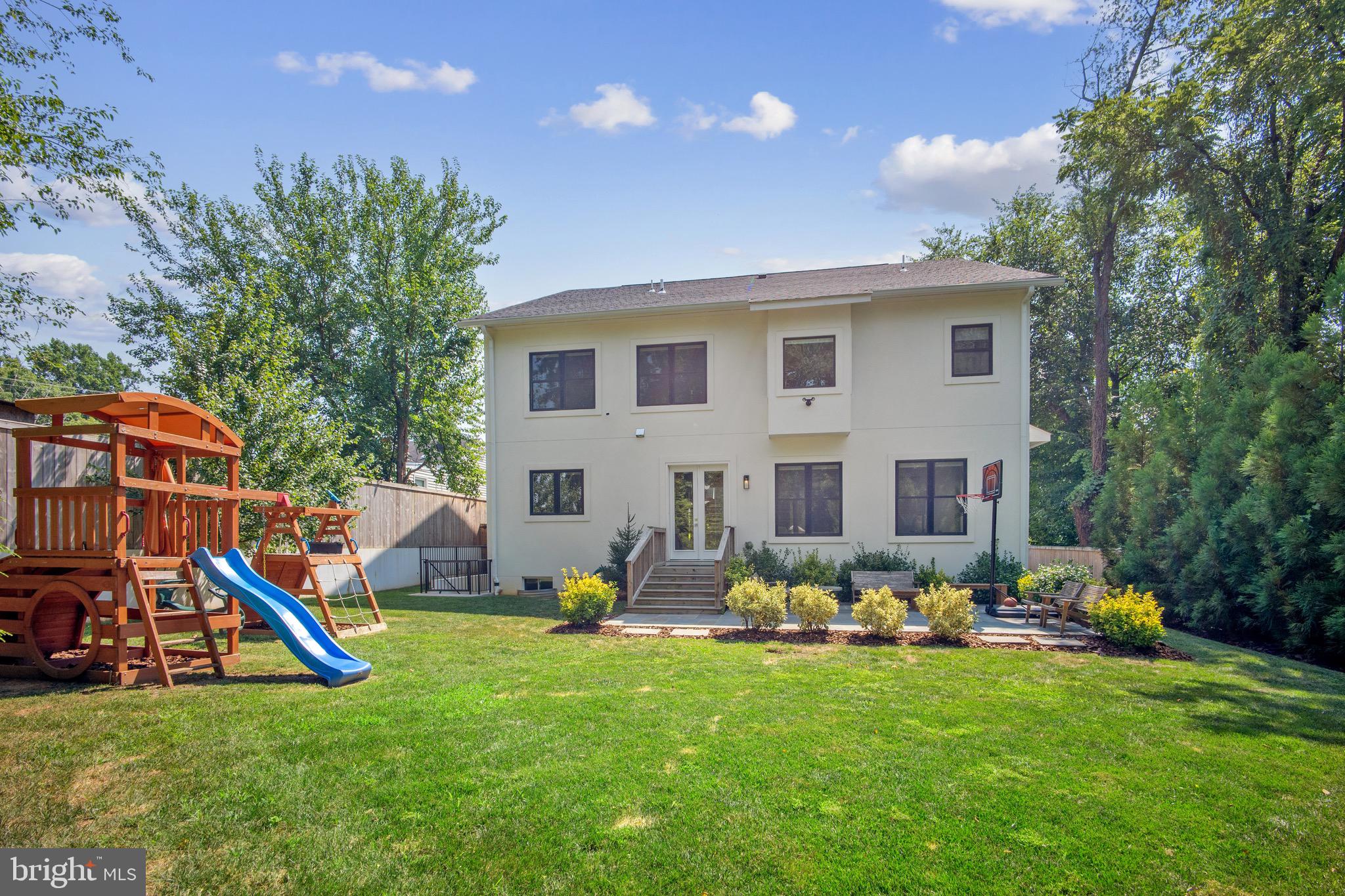 PIMMIT HILLS - Residential