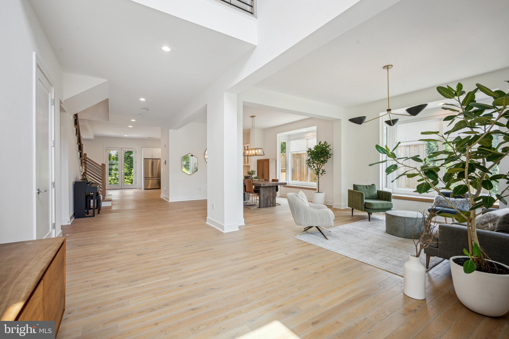 PIMMIT HILLS - Residential