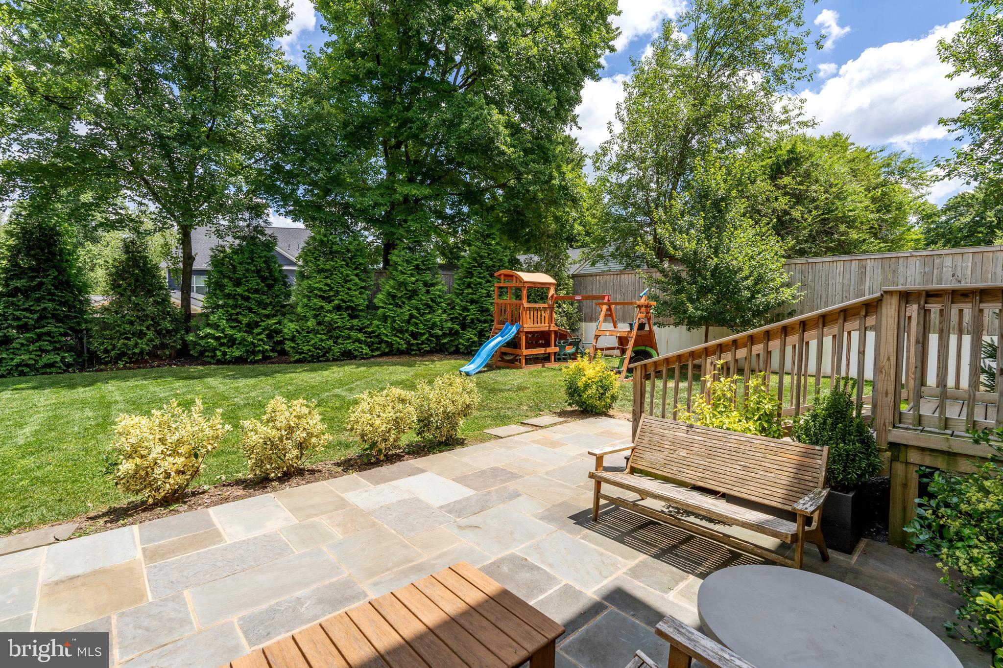 PIMMIT HILLS - Residential