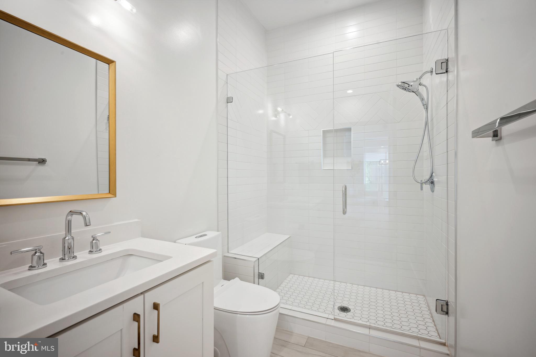 PIMMIT HILLS - Residential