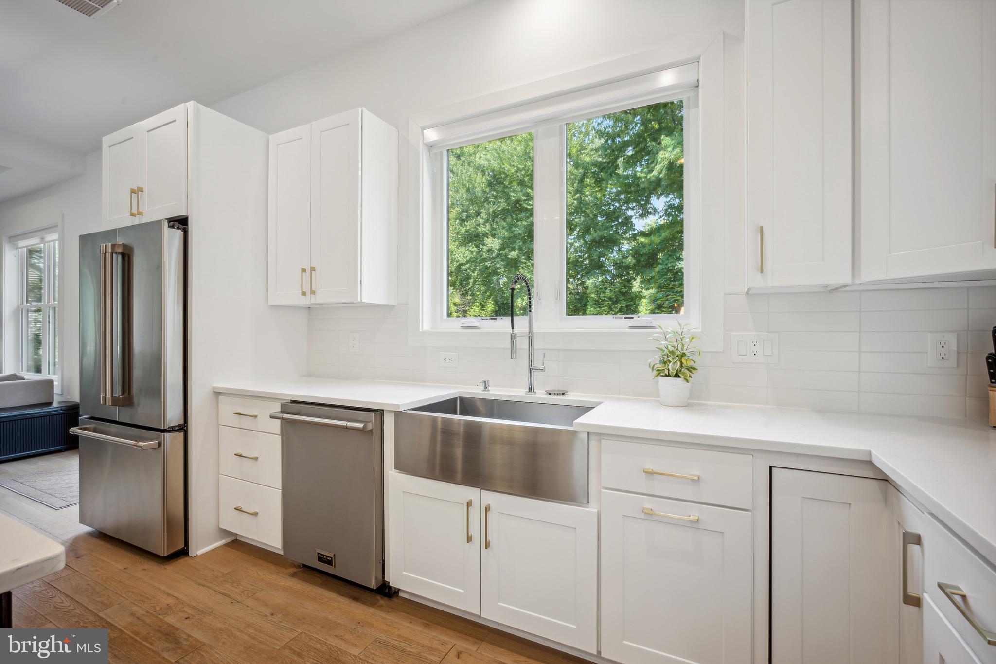 PIMMIT HILLS - Residential