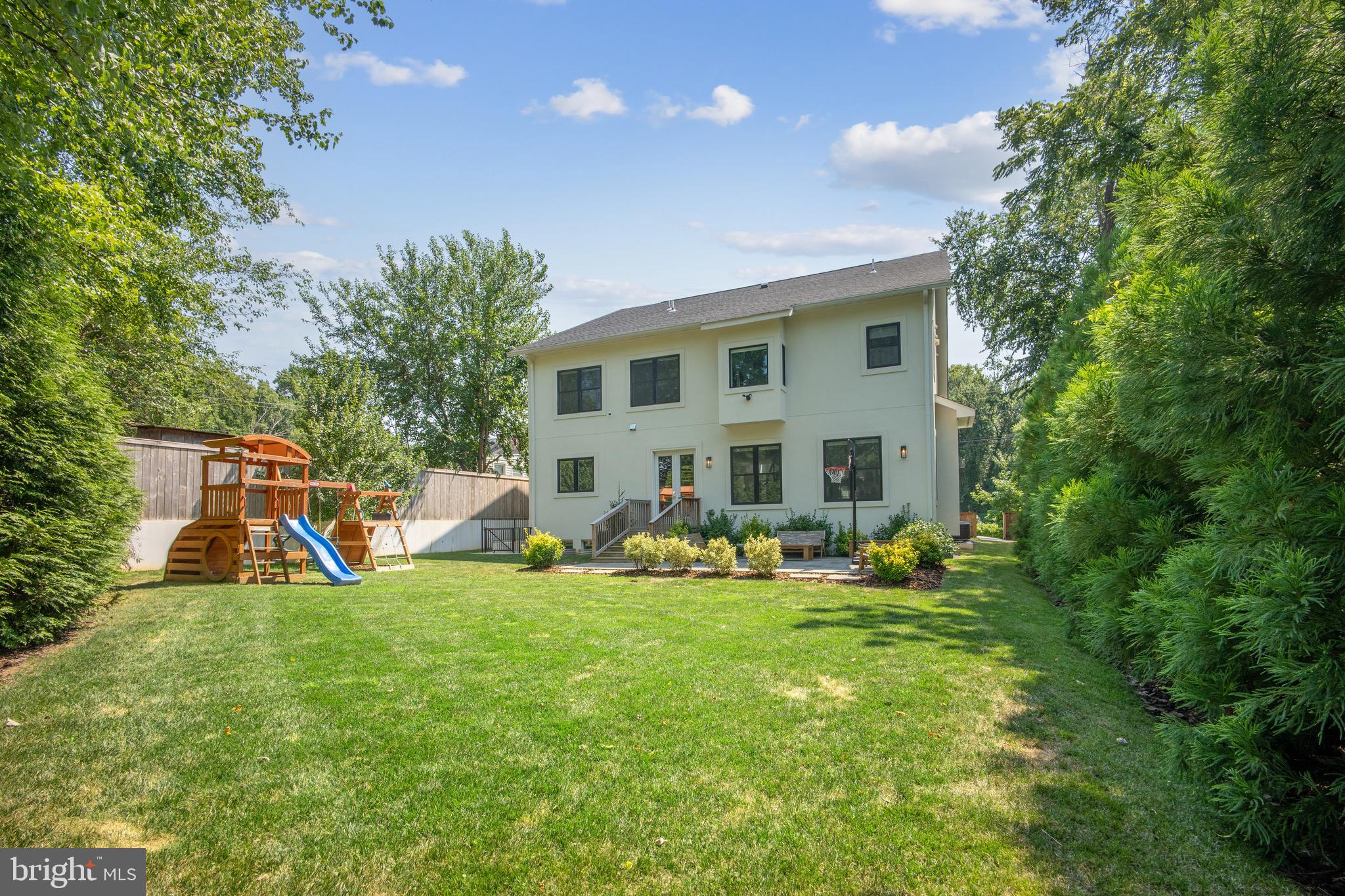 PIMMIT HILLS - Residential