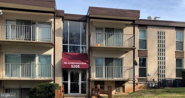 BLADENWOODS - Residential