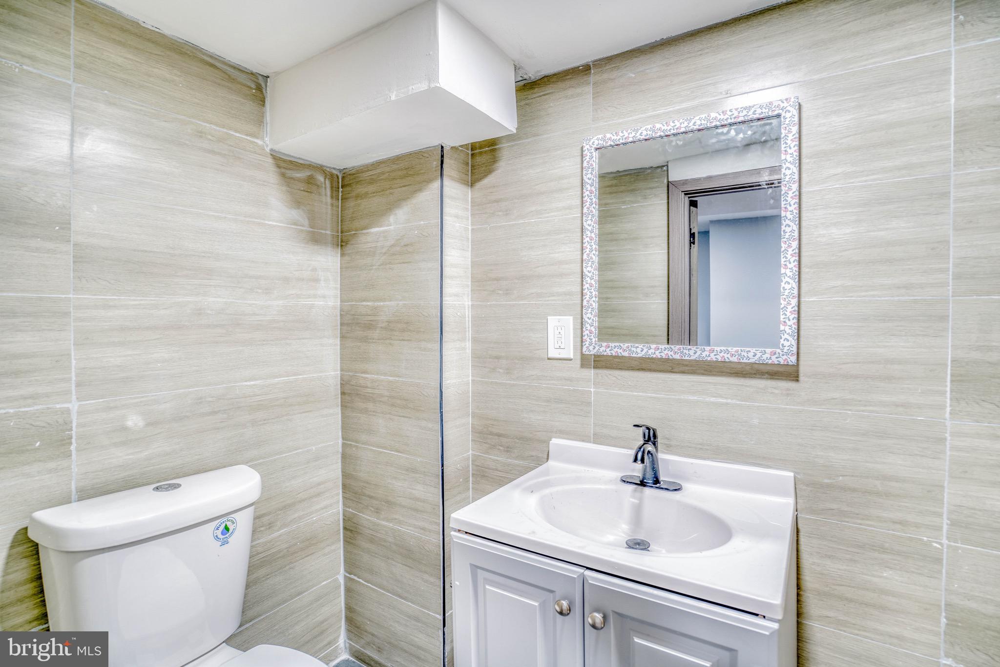 OXFORD CIRCLE - Residential