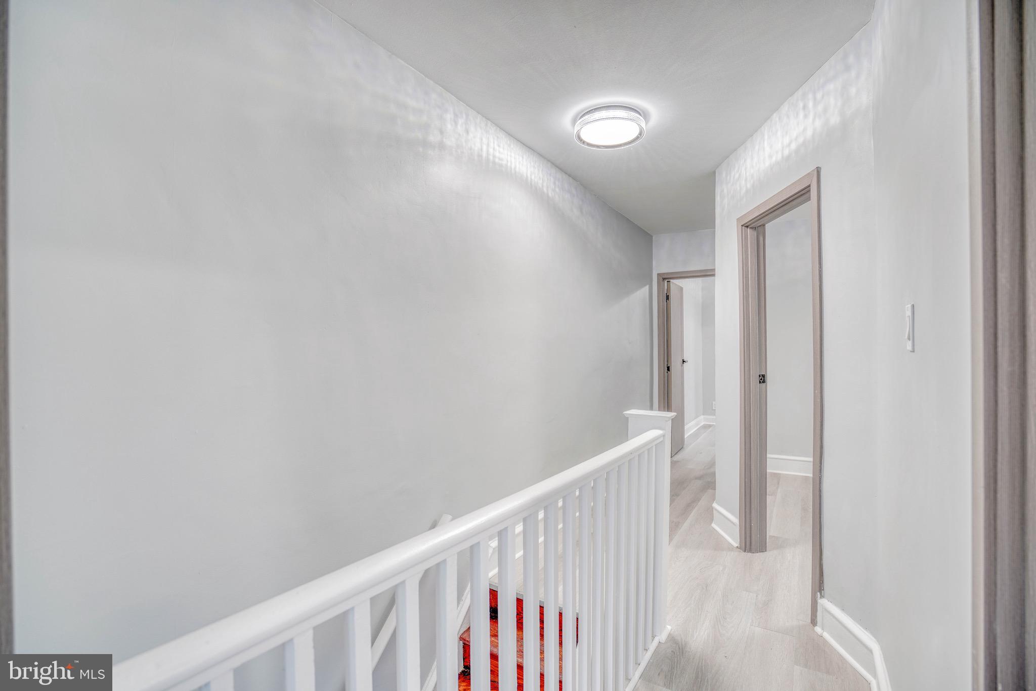 OXFORD CIRCLE - Residential