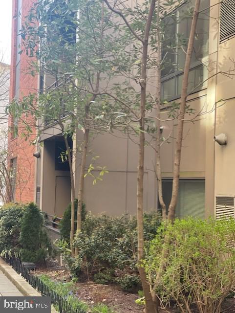 8005 13TH STREET 405
