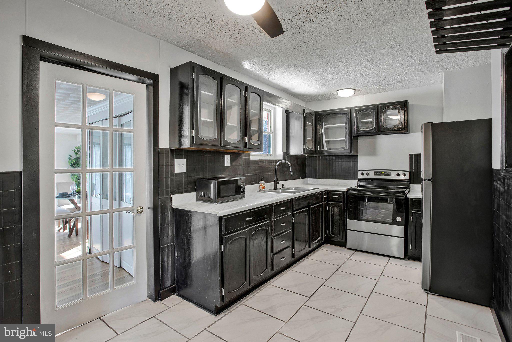 EARLY MANOR - Residential