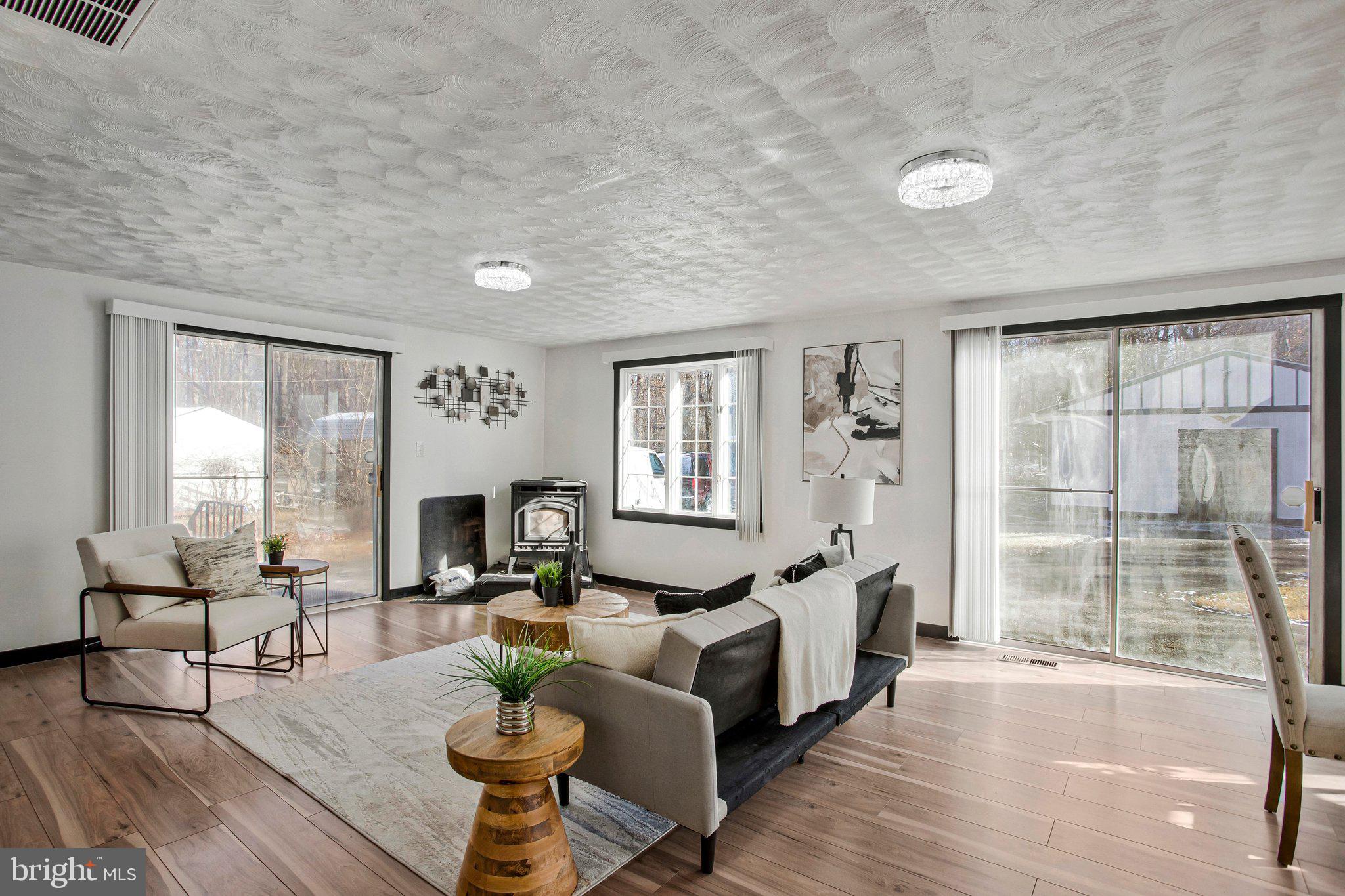 EARLY MANOR - Residential