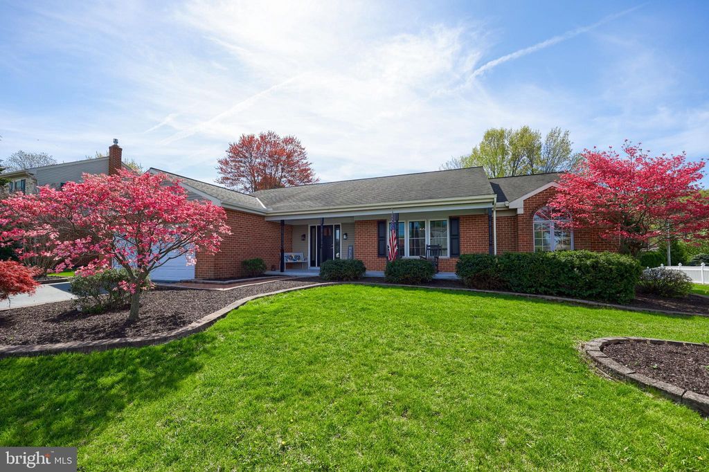 Photo of 55 Horseshoe Drive, EPHRATA, PA 17522 (MLS # PALA2068542)