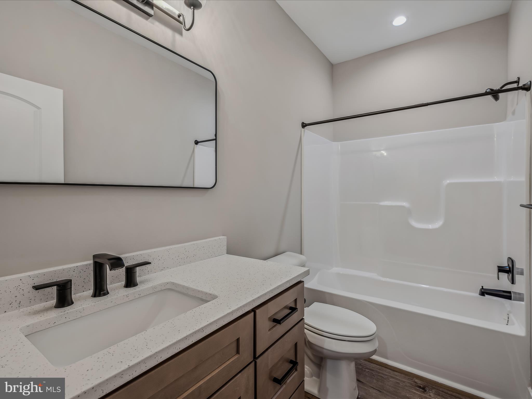 PRINCETON SHOALS - Residential