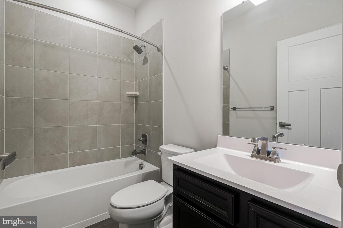 TIMOTHY BRANCH TOWNS - Residential