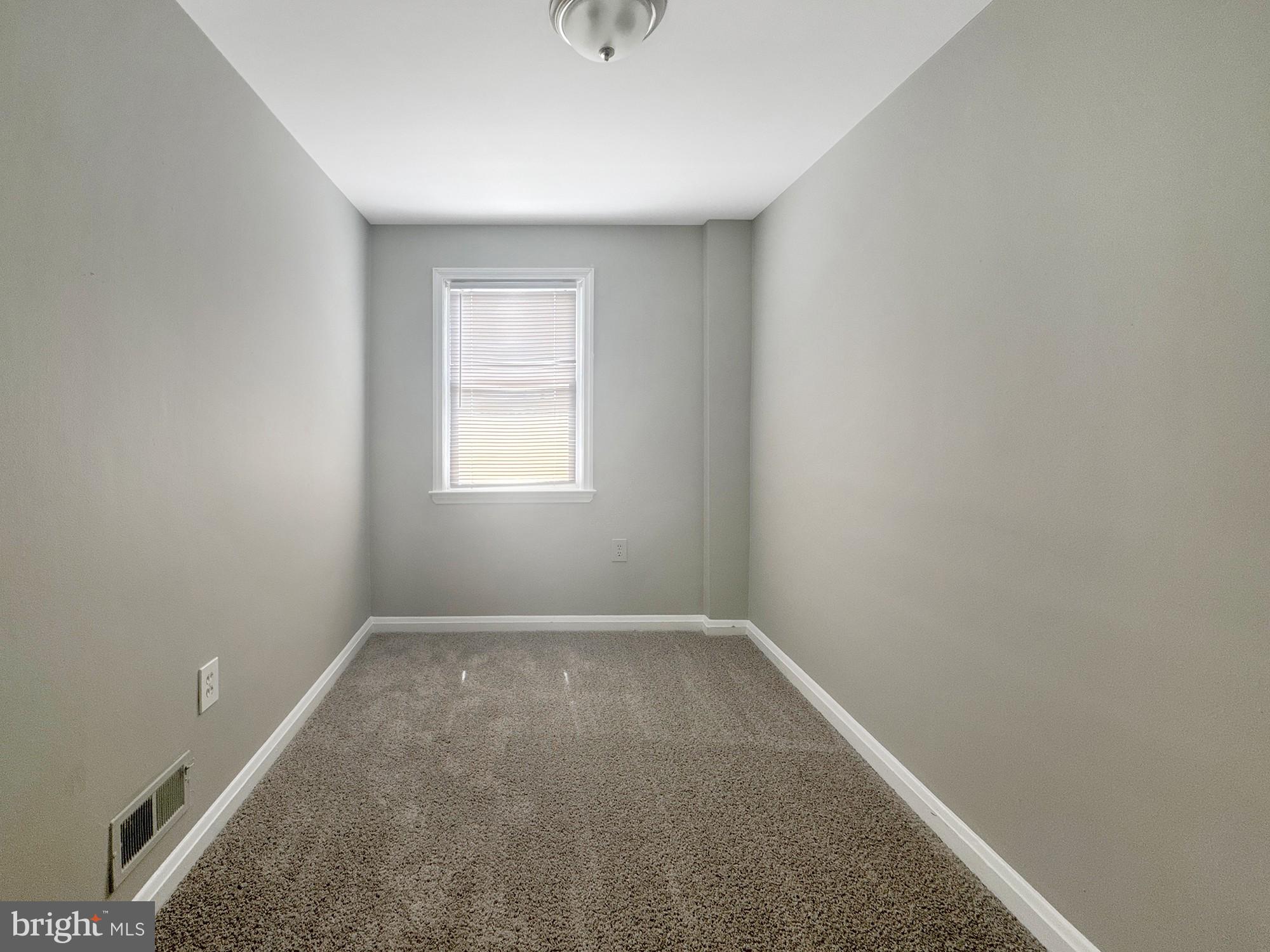 EASTWOOD - Residential