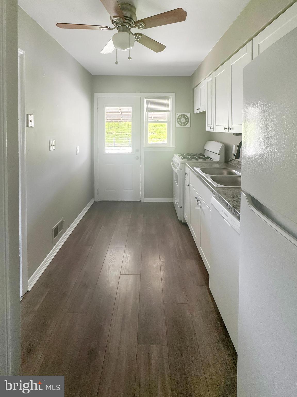 EASTWOOD - Residential