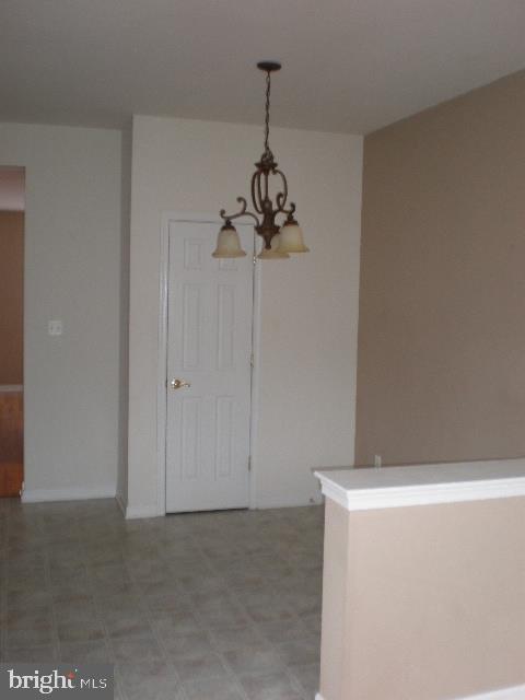 COLONIAL CROSSINGS - Residential Lease