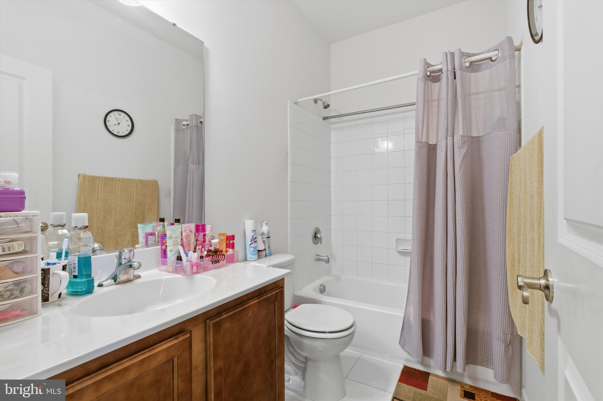 WOOD GLEN - Residential