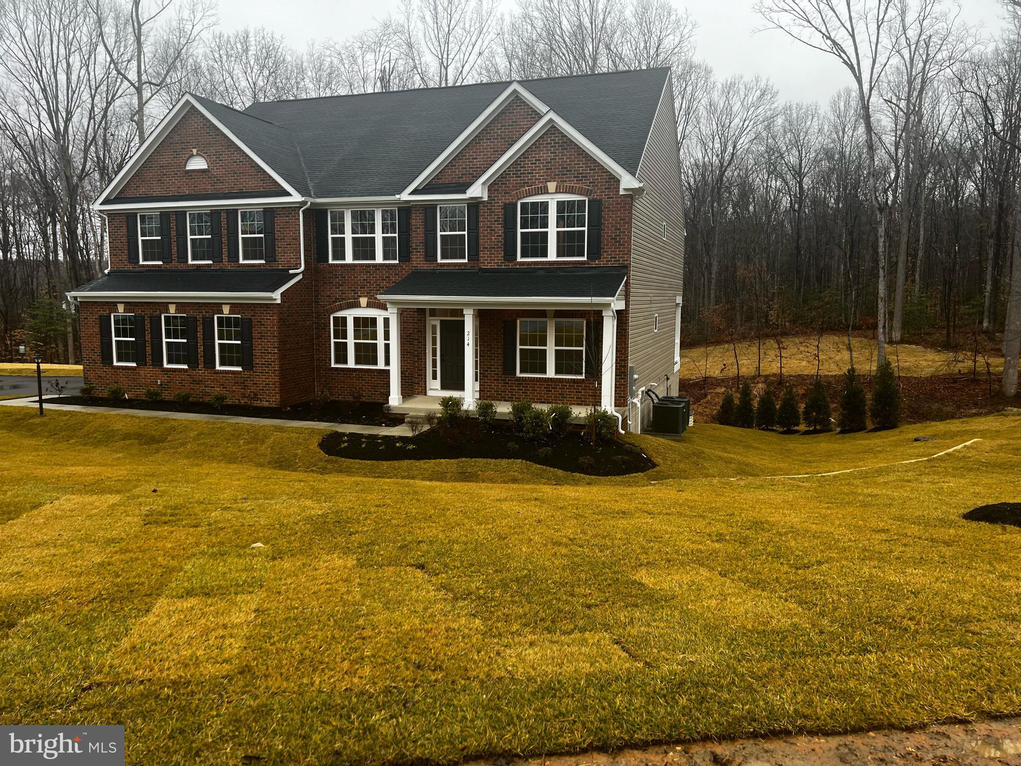 214 LAKE SIDE VIEW COURT