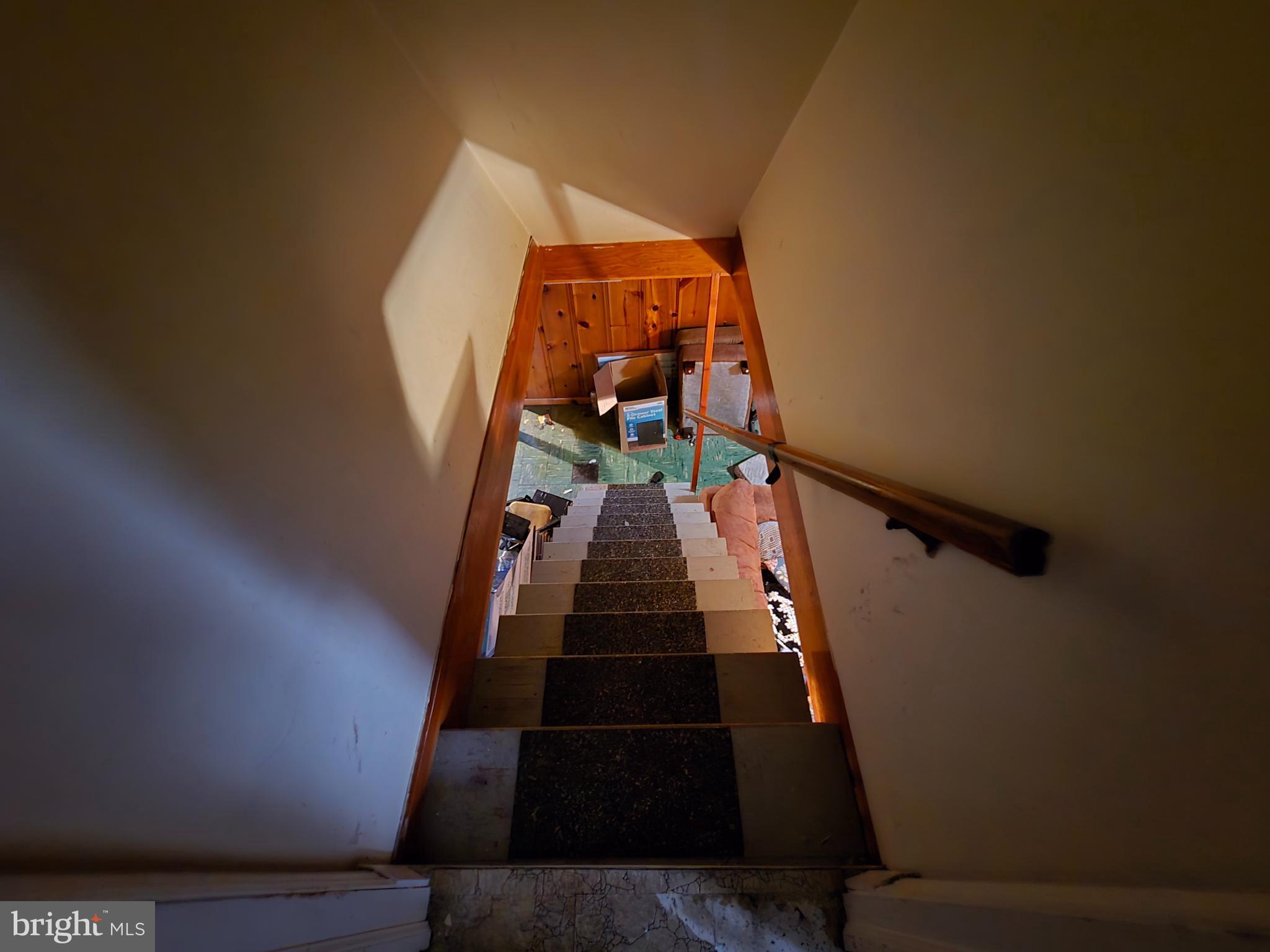 LANDSDOWNE - Residential